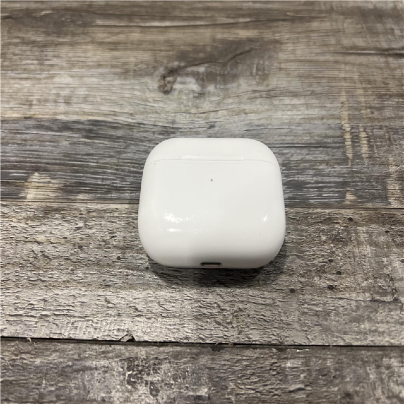 AS-IS AirPods Pro 1 And MagSafe Charging Case