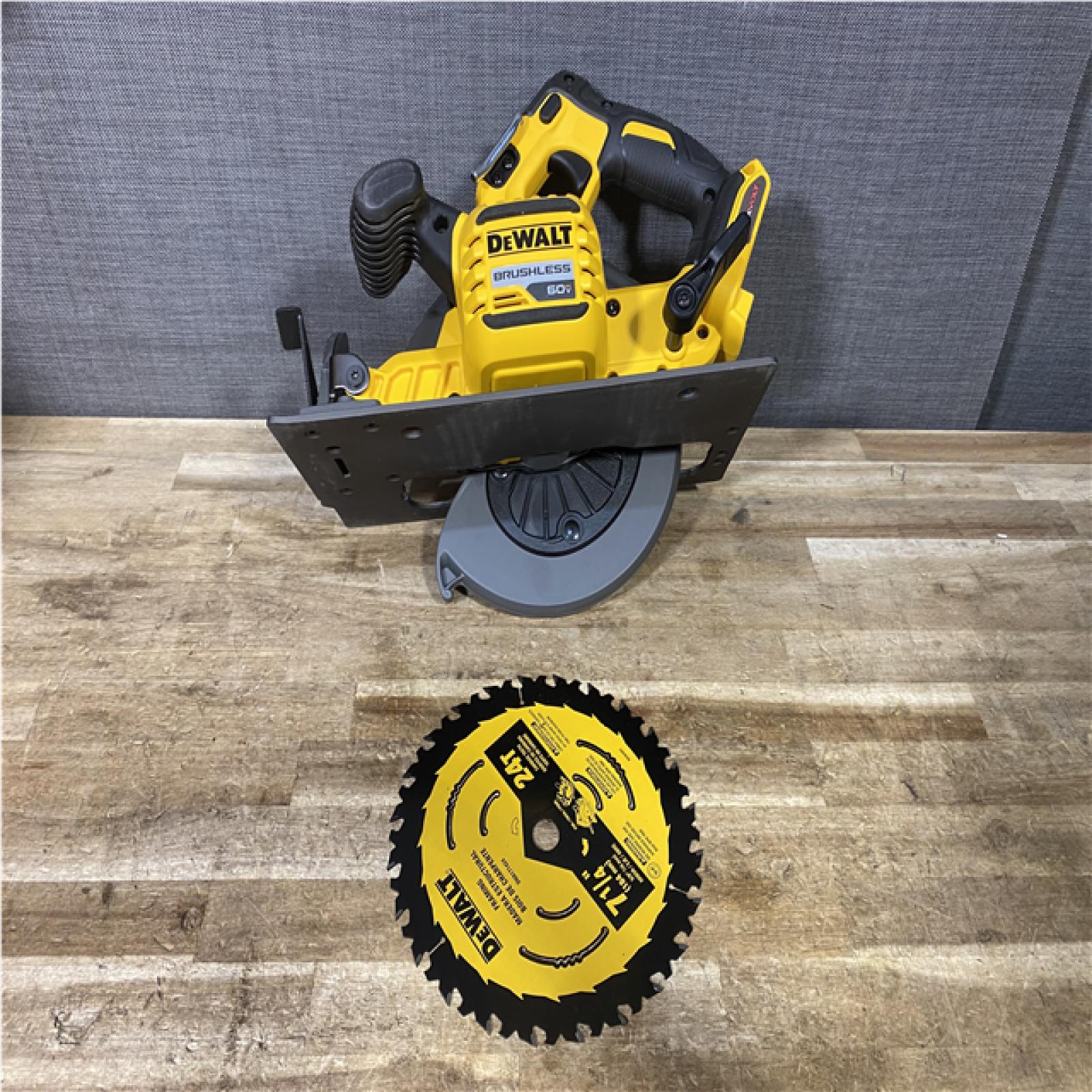 Houston Location AS-IS DEWALT FLEXVOLT 60V MAX Cordless Brushless 7-1/4 in. Circular Saw with Brake (Tool Only)