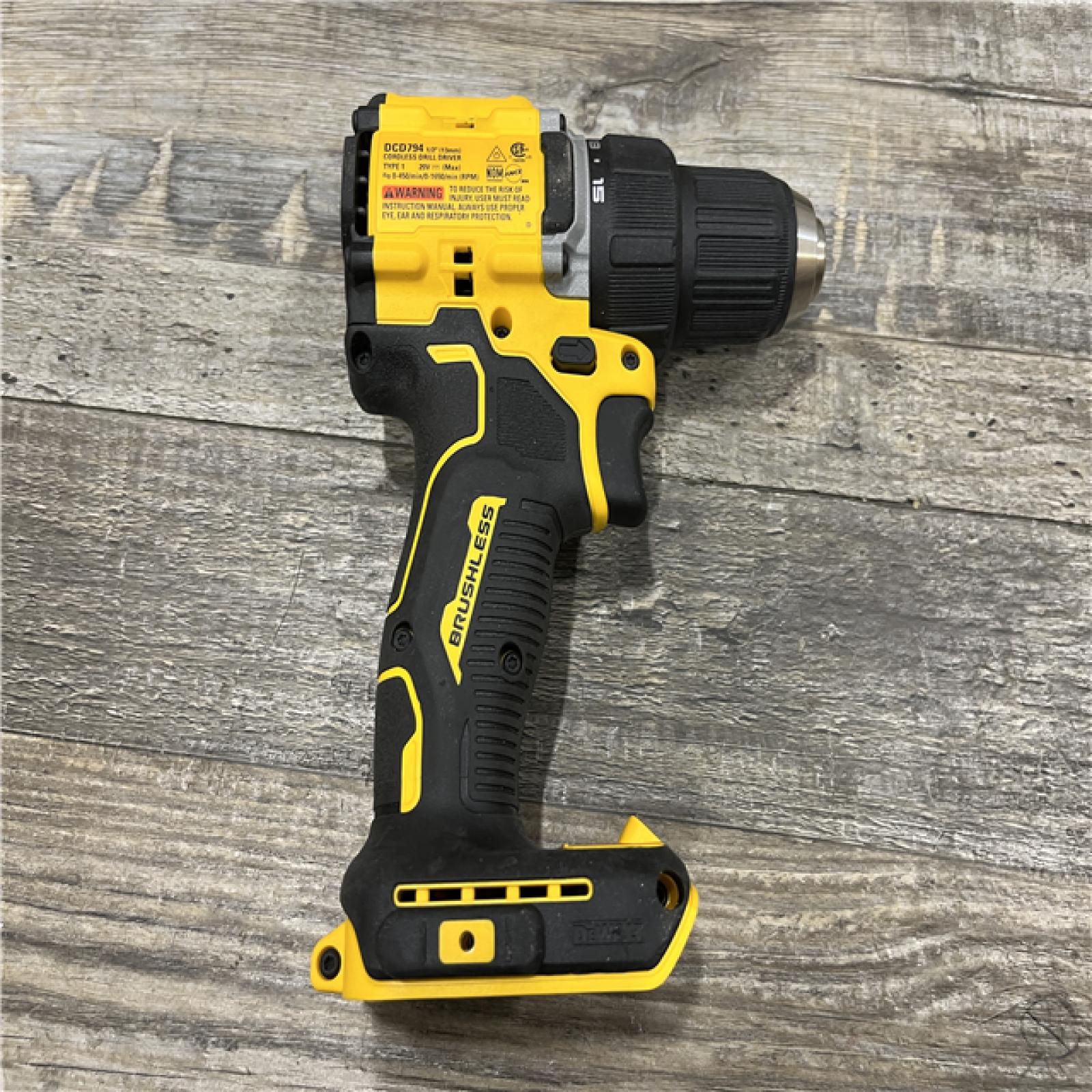 AS-IS DEWALT Atomic 20V Lithium-Ion Cordless Compact 1/2 in. Drill/Driver Kit