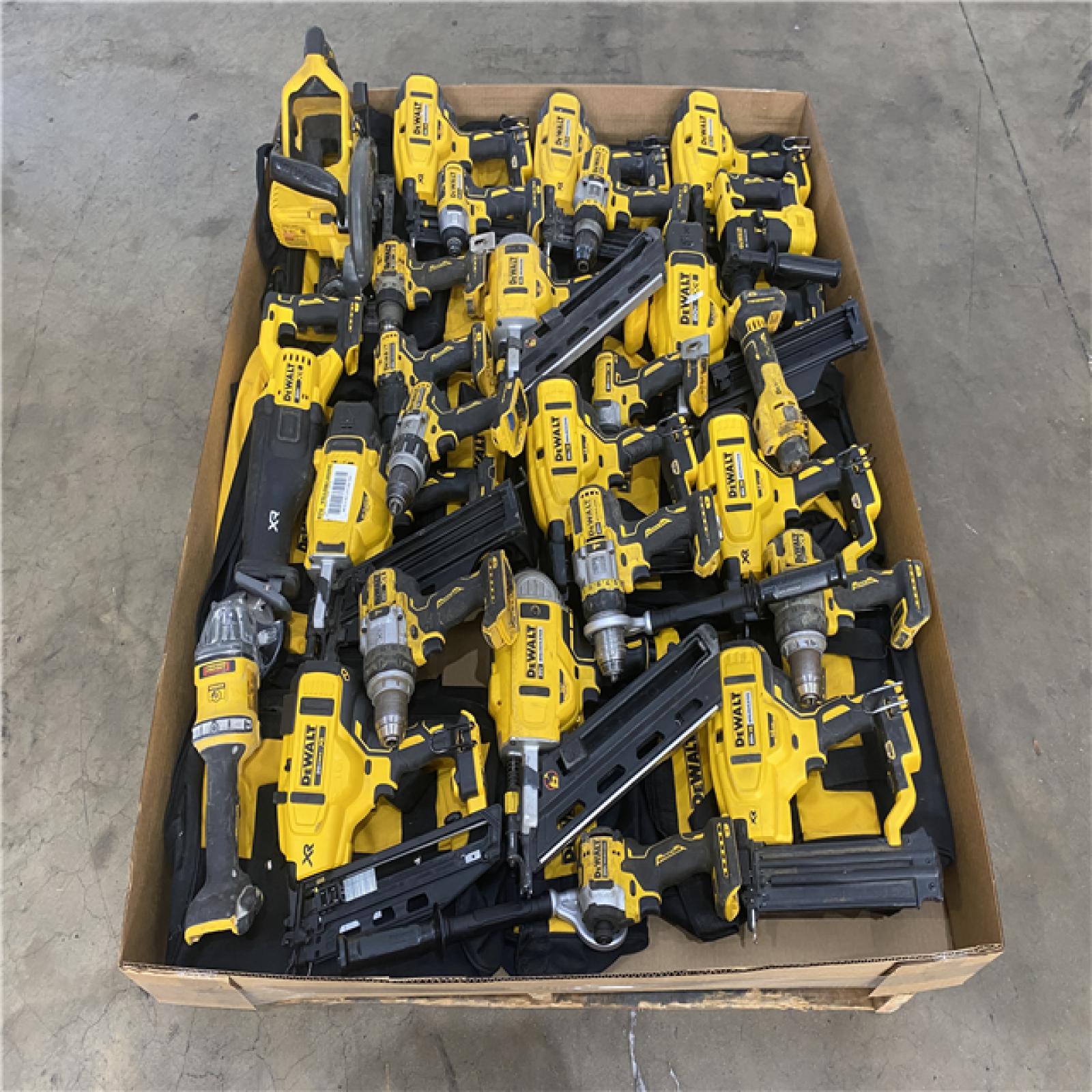 Houston Location AS IS - Tool Pallet