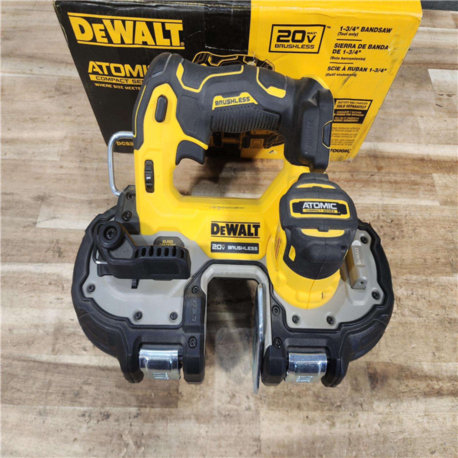 HOUSTON LOCATION - AS - IS DEWALT ATOMIC 20V MAX Cordless Brushless Compact 1-3/4 in. Bandsaw (Tool Only)