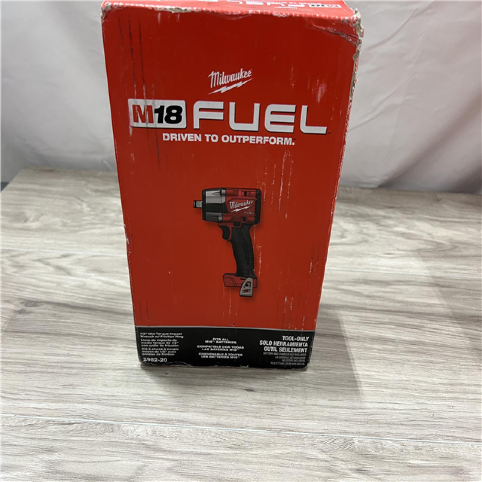 NEW Milwaukee FUEL Gen-2 18V Lithium-Ion Brushless Cordless Mid Torque 1/2 in. Impact Wrench w/Friction Ring (Tool-Only)