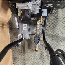HOUSTON LOCATION - AS-IS DEWALT 3600 PSI 2.5 GPM Gas Cold Water Professional Pressure Washer with HONDA GX200 Engine
