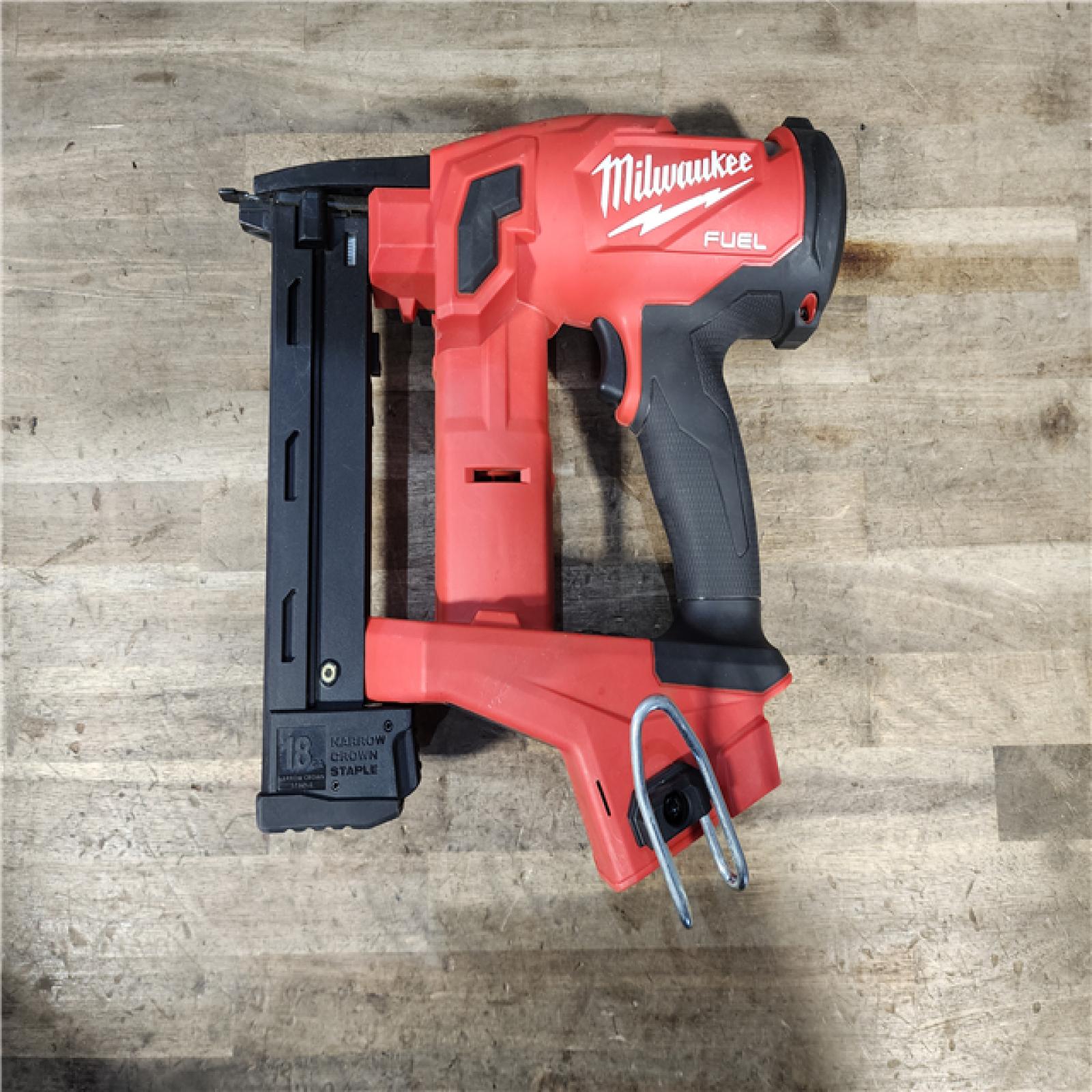 HOUSTON LOCATION - AS-IS MILWAUKEE FUEL 18V Cordless 18-Gauge 1/4 in. Narrow Crown Stapler (Tool-Only)