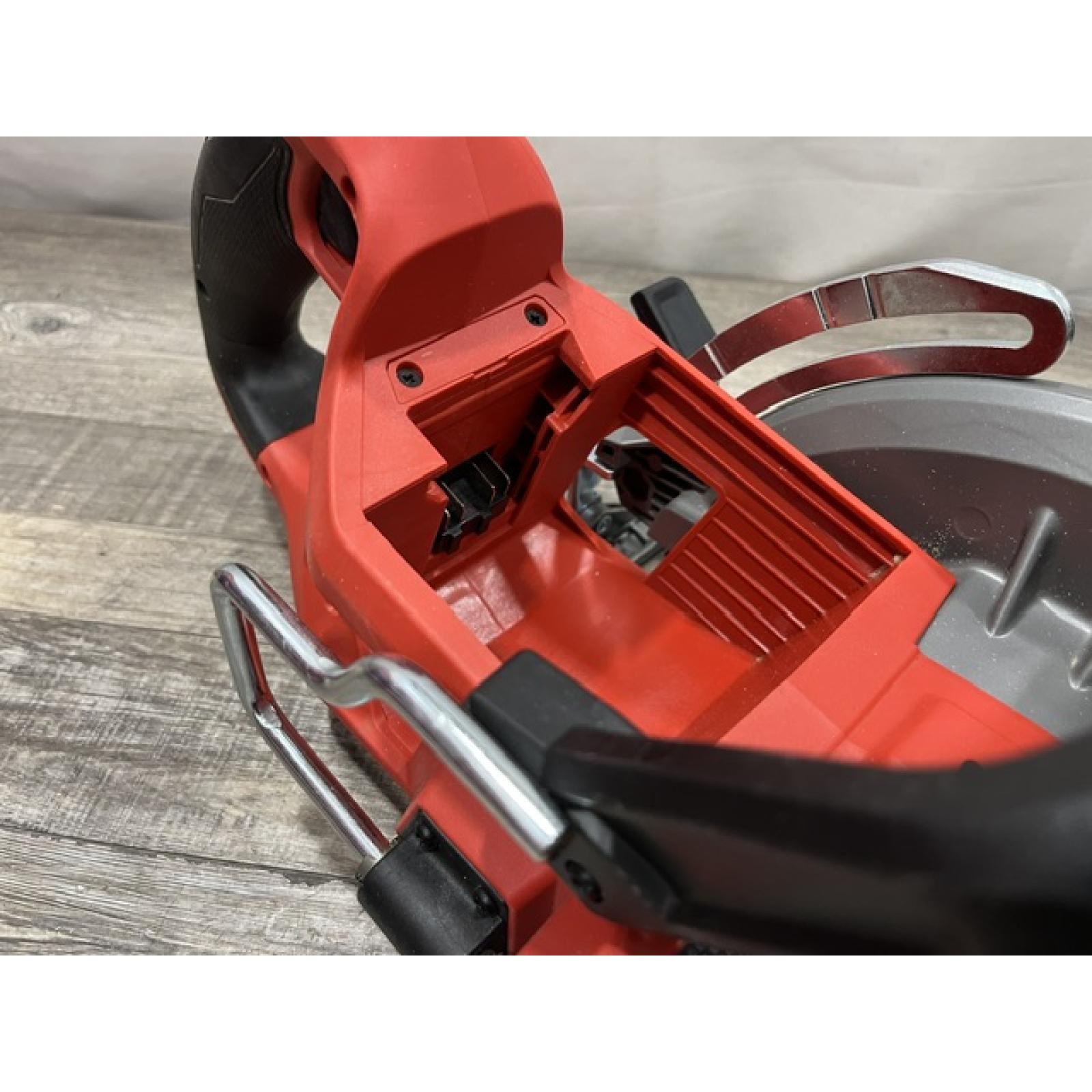 AS-IS Milwaukee FUEL ONE-KEY 18V Lithium-Ion Cordless 7-1/4 in. Rear Handle Circular Saw Kit