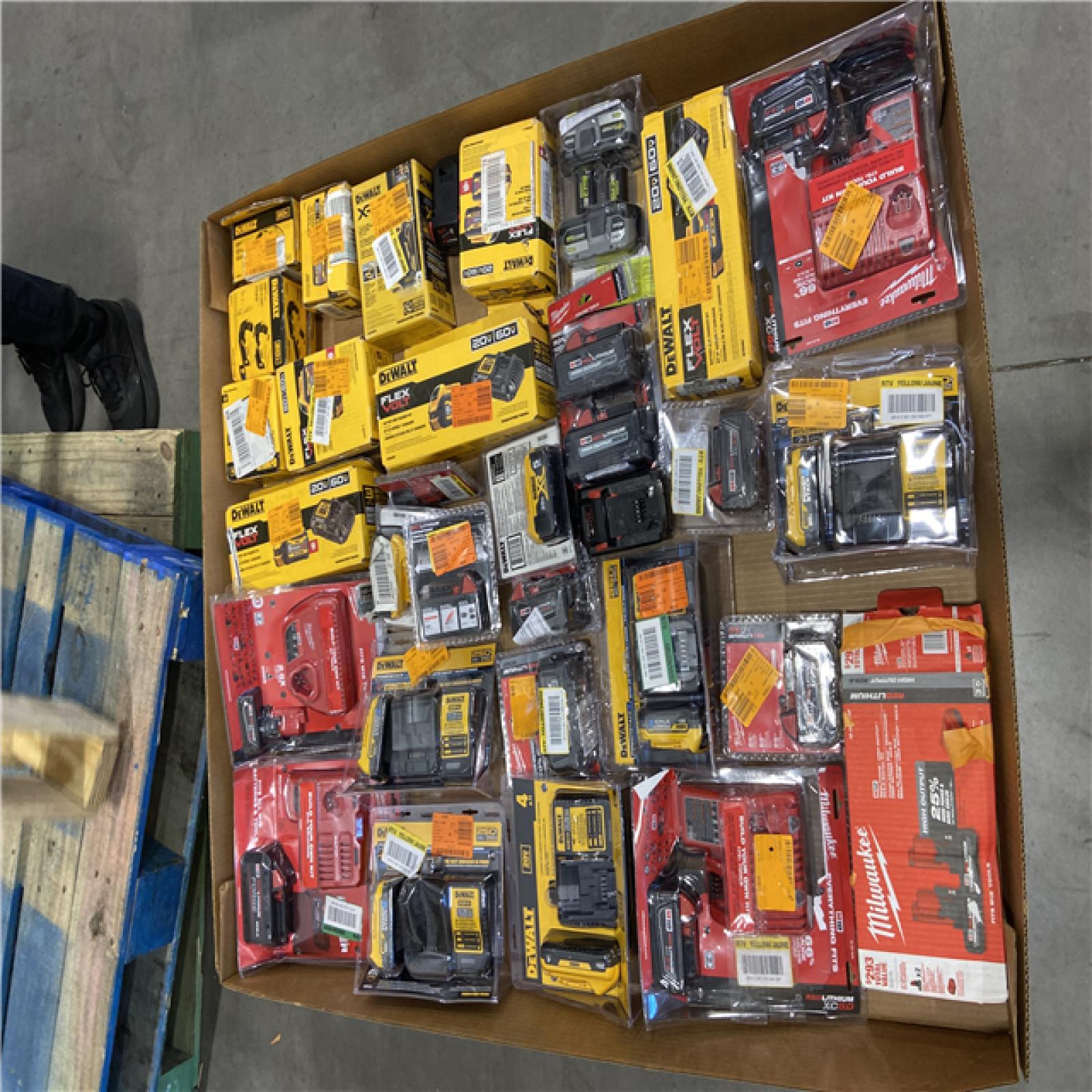 DALLAS LOCATION - AS-IS BATTERY PALLET