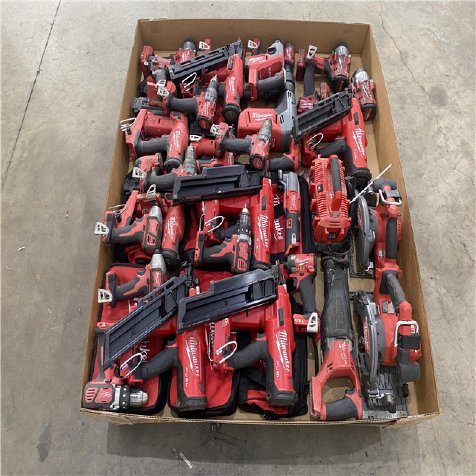 Houston Location AS IS - Tool Pallet