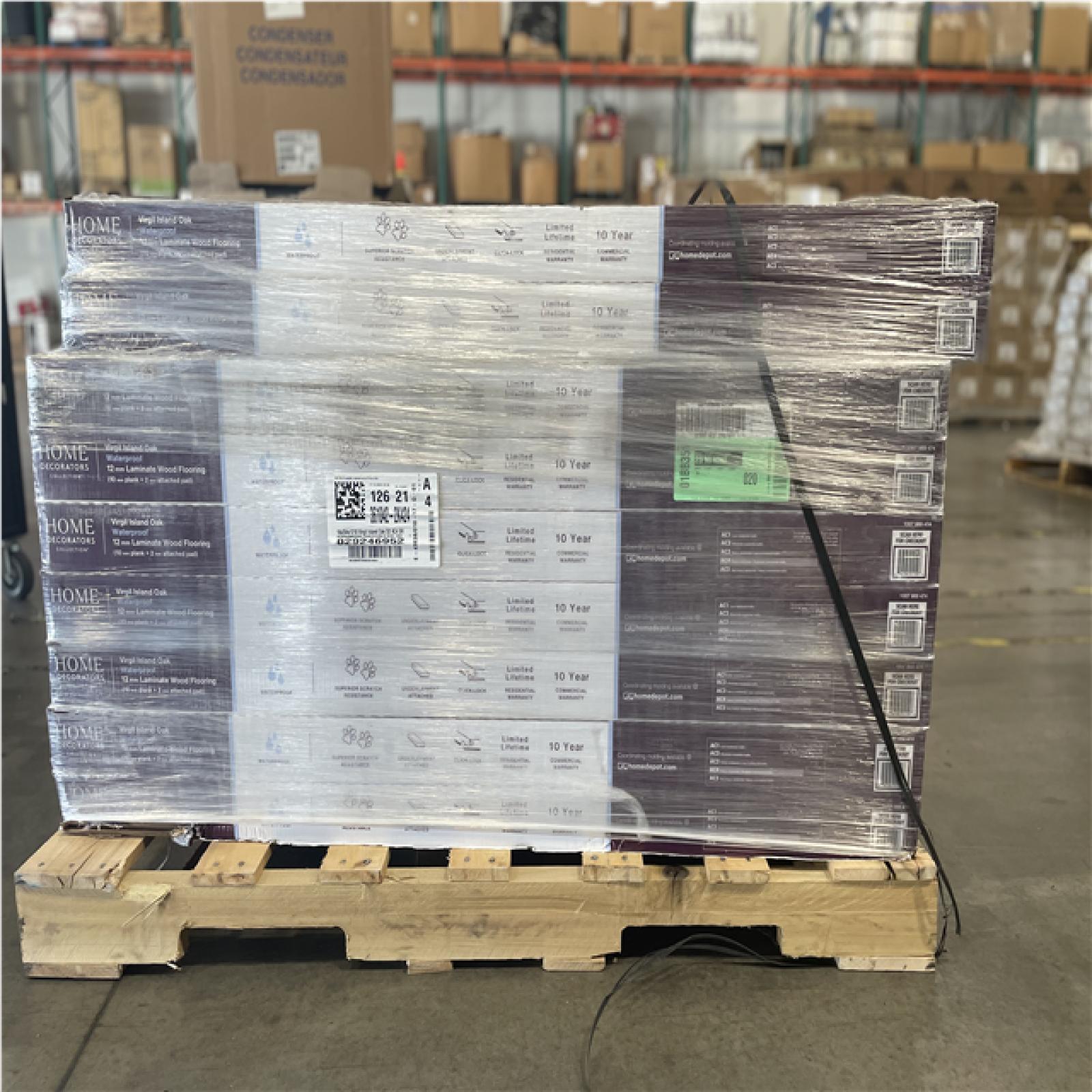 DALLAS LOCATION- HOME DECORATORS COLLECTION Virgil Island Oak Waterproof Flooring (27 UNITS)