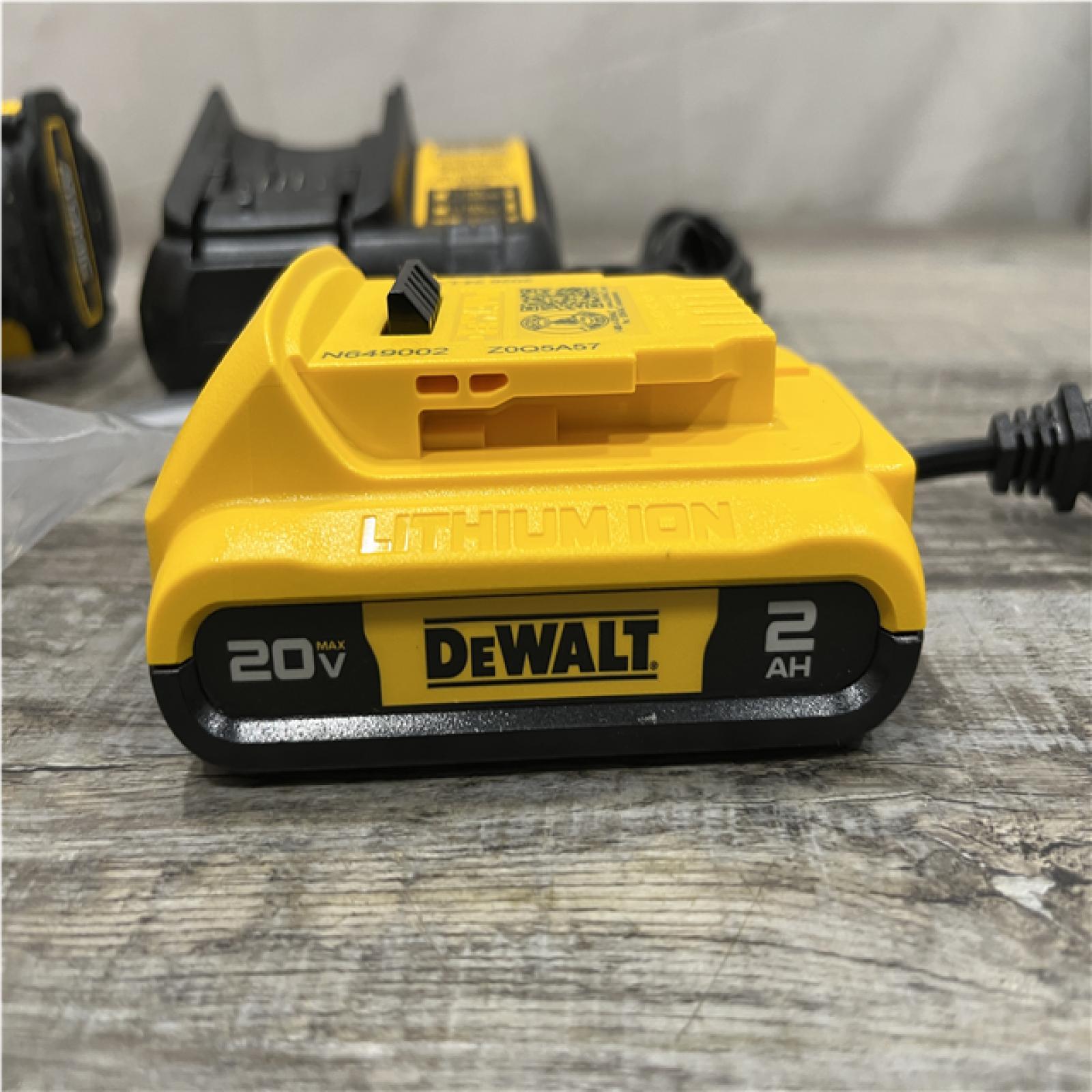 AS-IS DEWALT Atomic 20V Lithium-Ion Cordless Compact 1/2 in. Drill/Driver Kit