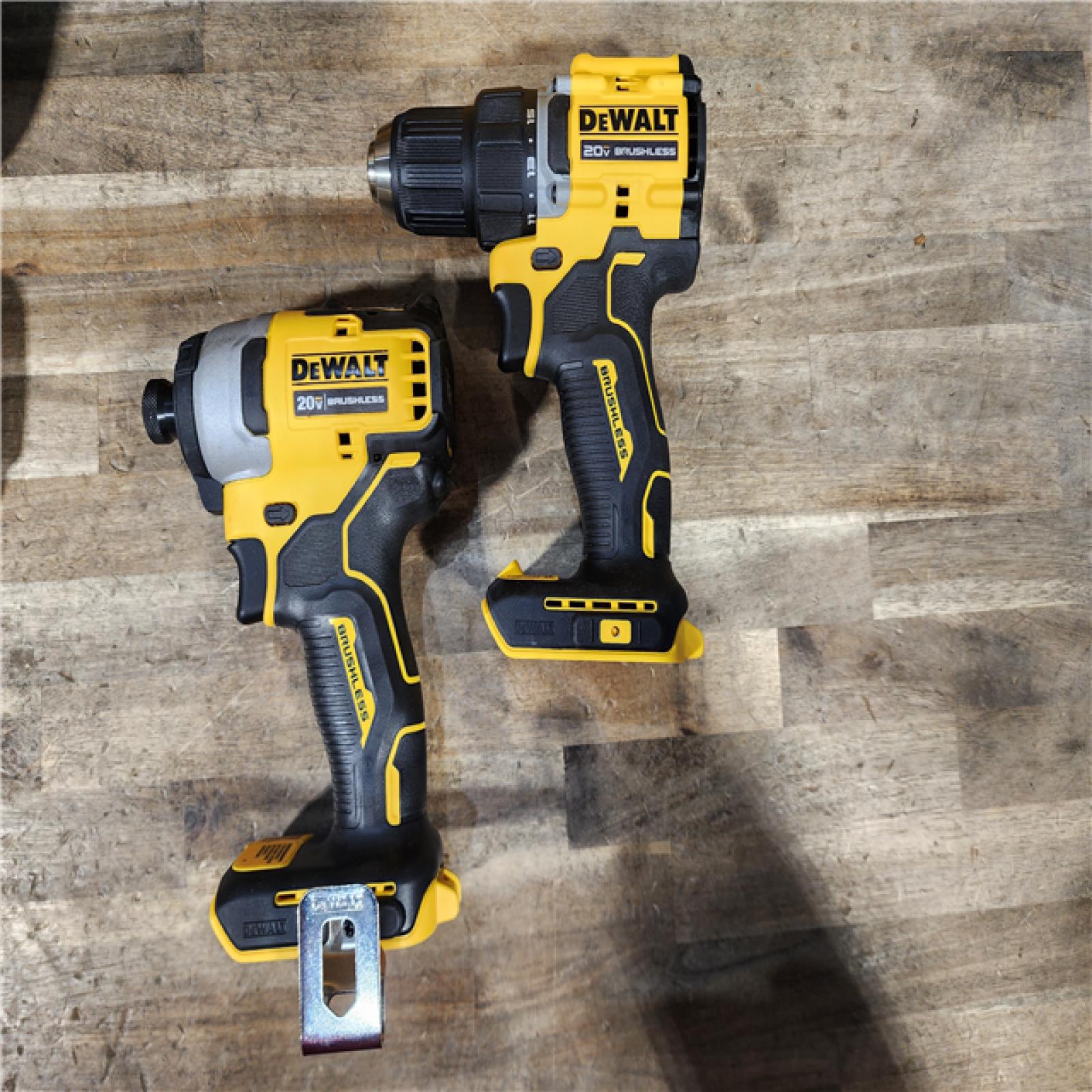 HOUSTON LOCATION - AS-IS Dewalt DCK225D2 20V MAX ATOMIC Brushless Compact Lithium-Ion 1/2 in. Cordless Drill Driver and 1/4 in. Impact Driver Combo Kit with 2 Batteries 2 Ah