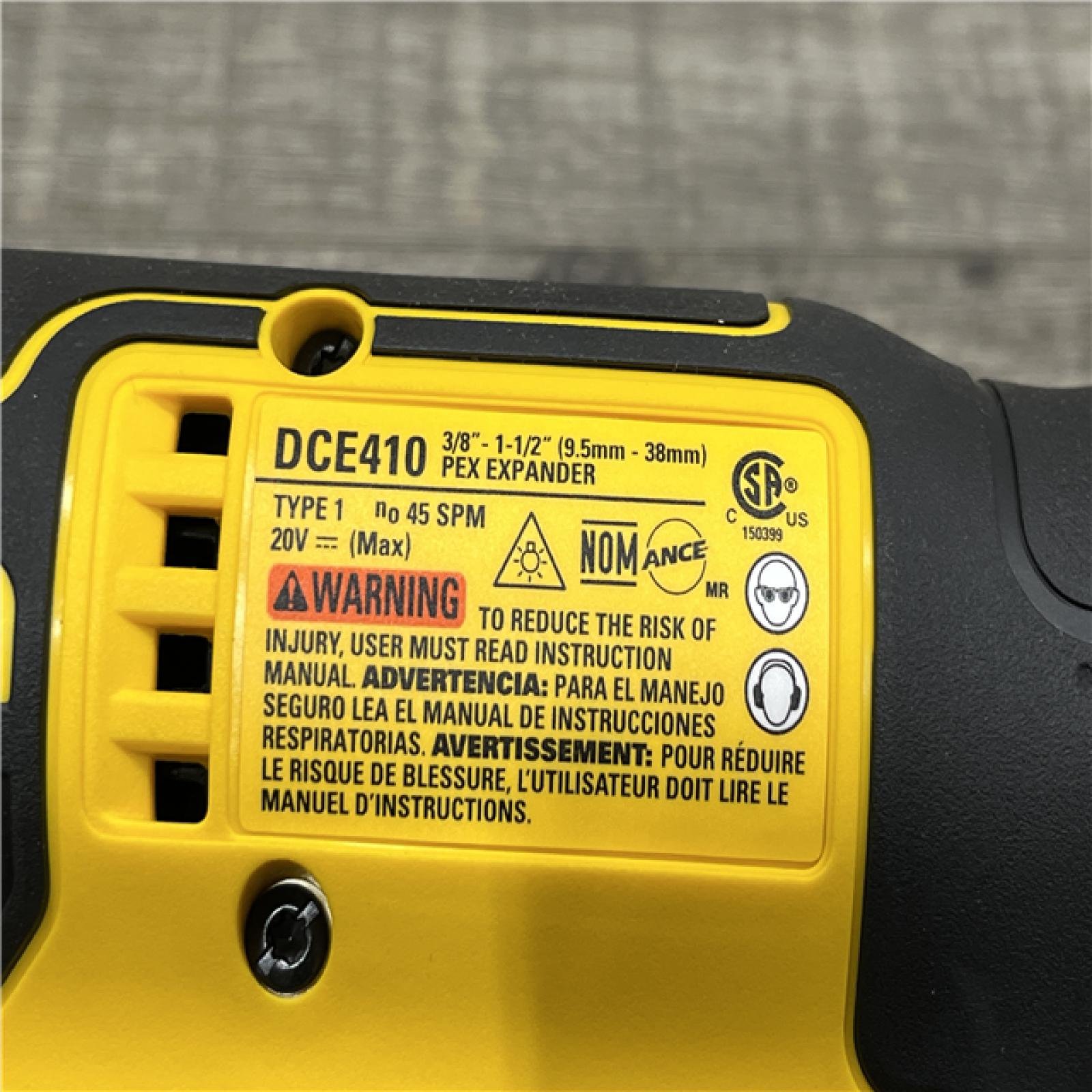 GOOD - DEWALT 20-Volt MAX XR 1-1/2 in. PEX Expander Kit