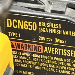 AS-IS DEWALT 20V MAX XR Lithium-Ion Cordless 2-1/2 in. 15-Gauge Finish Nailer Kit