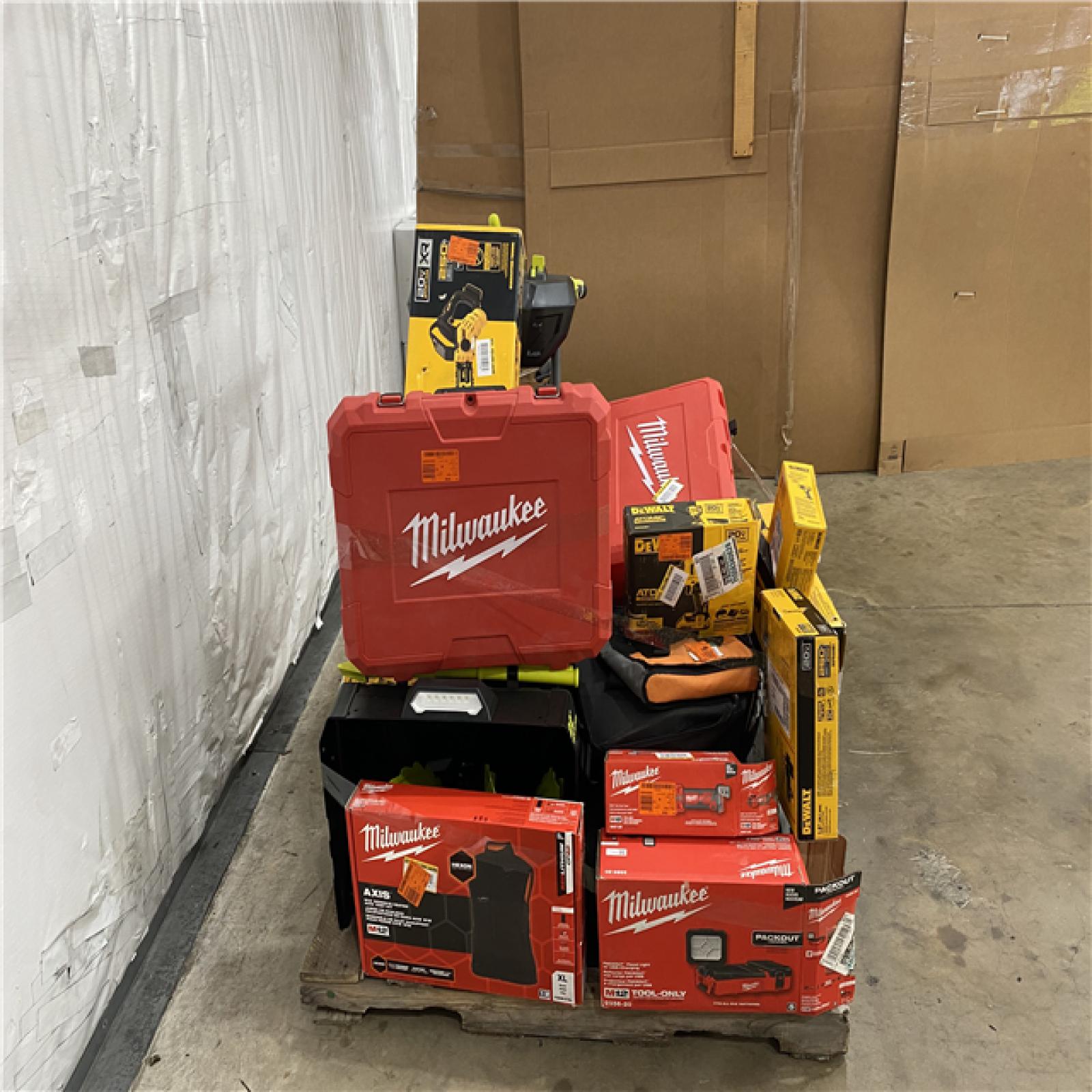 Houston Location AS IS - Tool Pallet