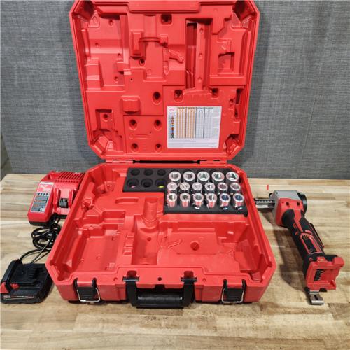 HOUSTON LOCATION - AS - IS Milwaukee 2935CU-21S 18V M18 Cable Stripper Kit with 17 Cu THHN / XHHW Bushings 1.5 Ah