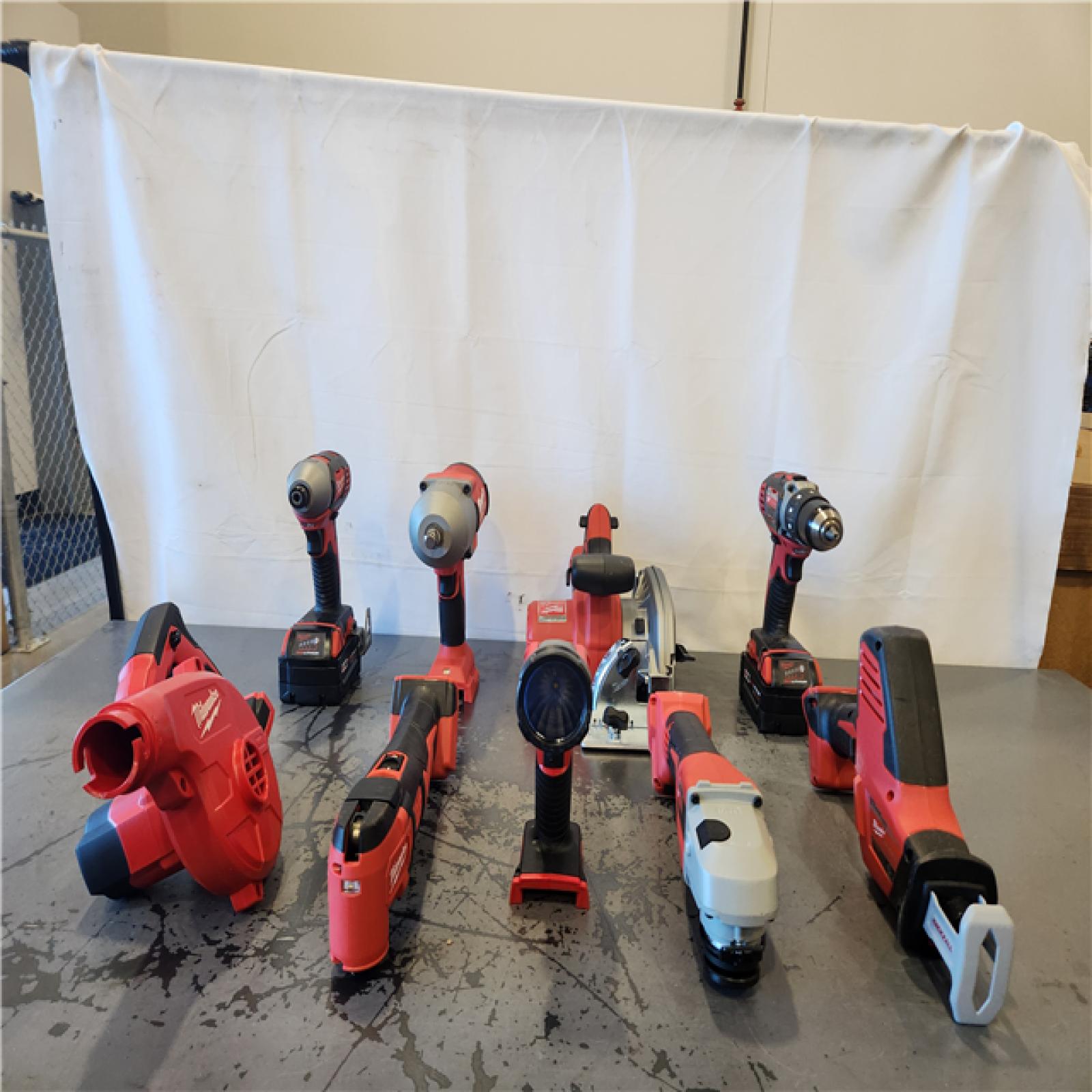 AS-IS- Milwaukee 18-Volt Lithium-Ion Cordless (9-Tool) Combo Kit