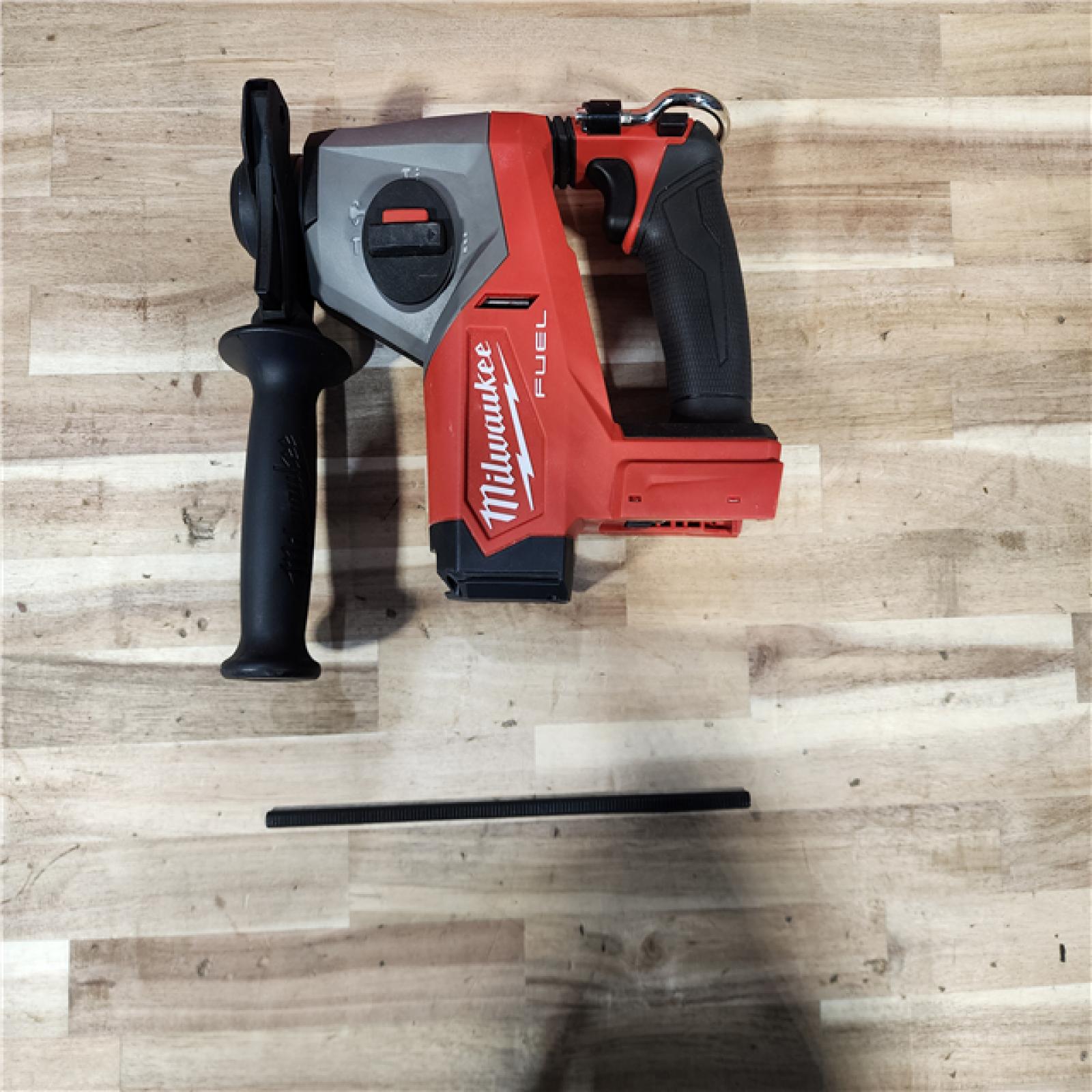 HOUSTON LOCATION - AS-IS Milwaukee  FUEL 18V Lithium-Ion Brushless Cordless 5/8 in. SDS-Plus Rotary Hammer (Tool-Only)