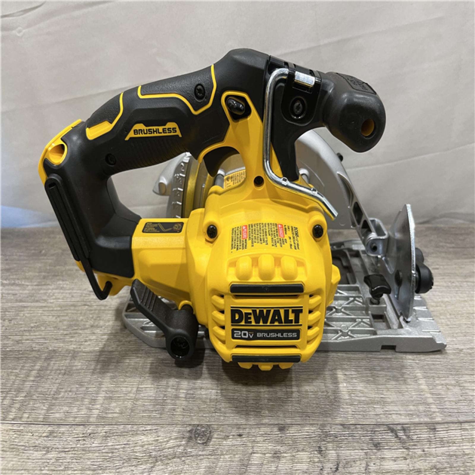 AS-IS DEWALT 20V MAX Cordless Brushless 6-1/2 in. Sidewinder Style Circular Saw (Tool Only)