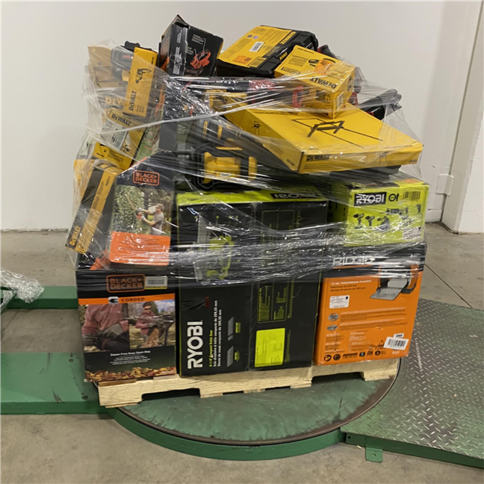 Dallas Location - As-Is Tool Pallet