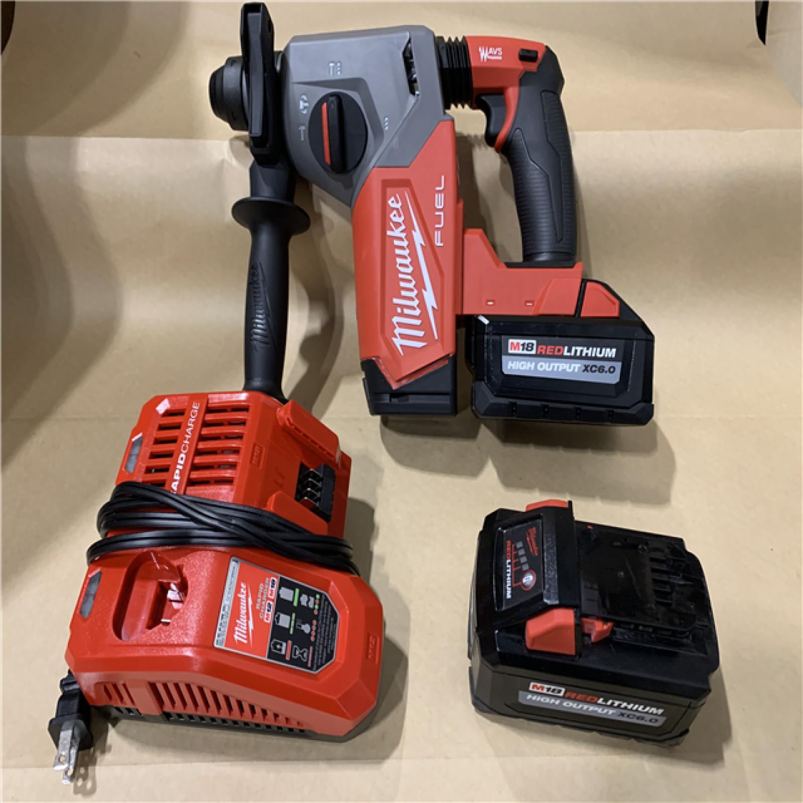 Good - Milwaukee 2912-22 M18 Fuel 18V 1  SDS Plus Rotary Hammer with Battery & Charger
