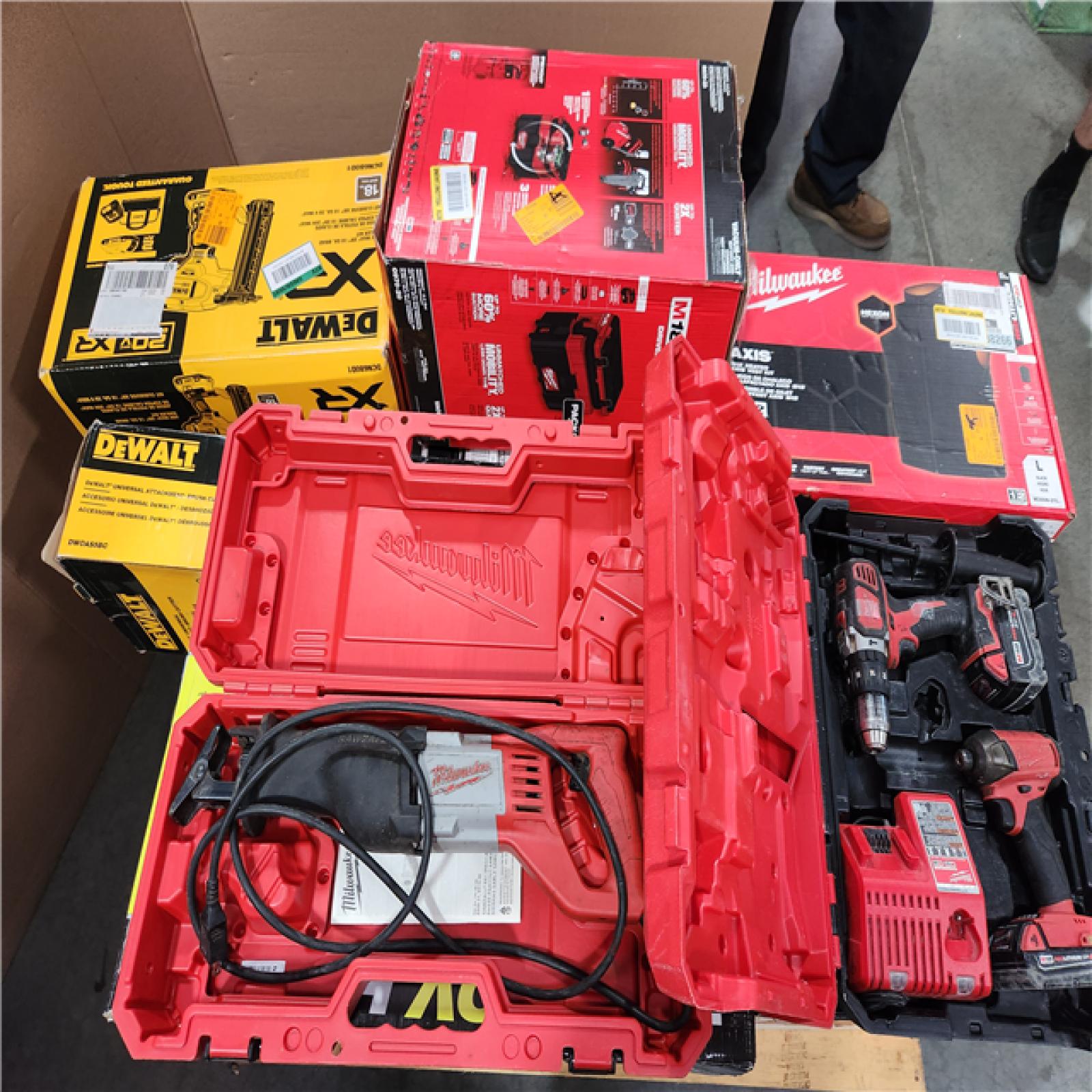 CALIFORNIA AS-IS TOOL PALLET