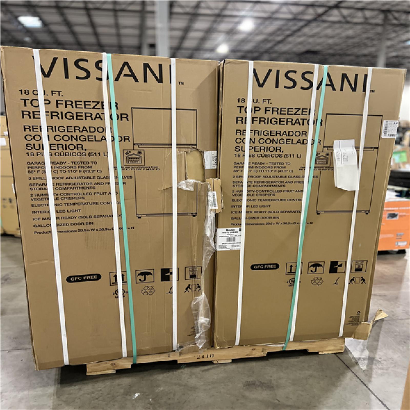 DALLAS LOCATION Vissani 18 cu. ft. Top Freezer Refrigerator in