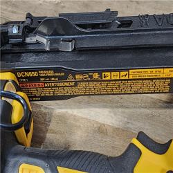HOUSTON LOCATION - AS-IS DEWALT Cordless 20V MAX XR Angled Finish Nailer (Tool Only)