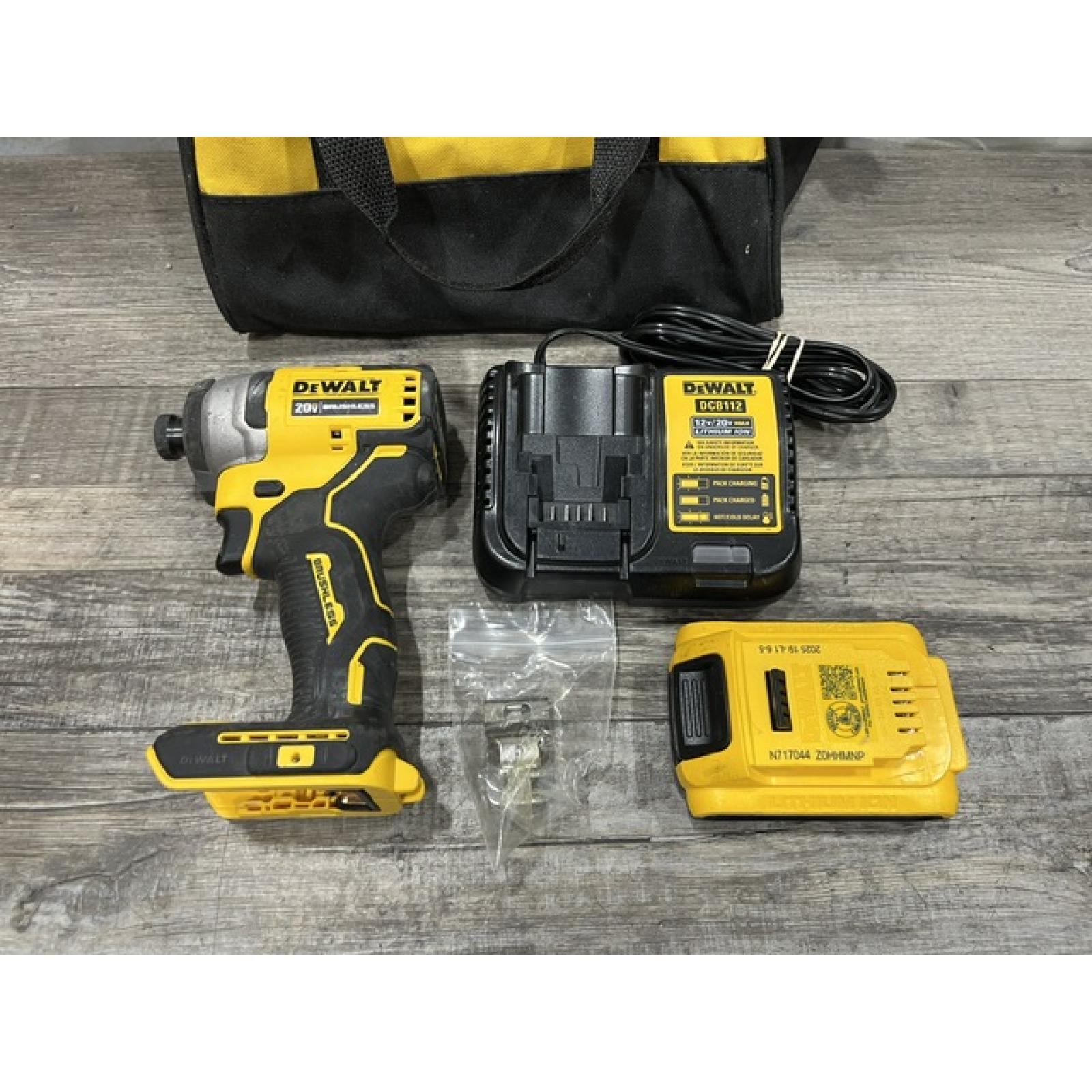 AS-IS DEWALT Atomic 20V Max Lithium-Ion Brushless Cordless Compact 1/4 in. Impact Driver Kit