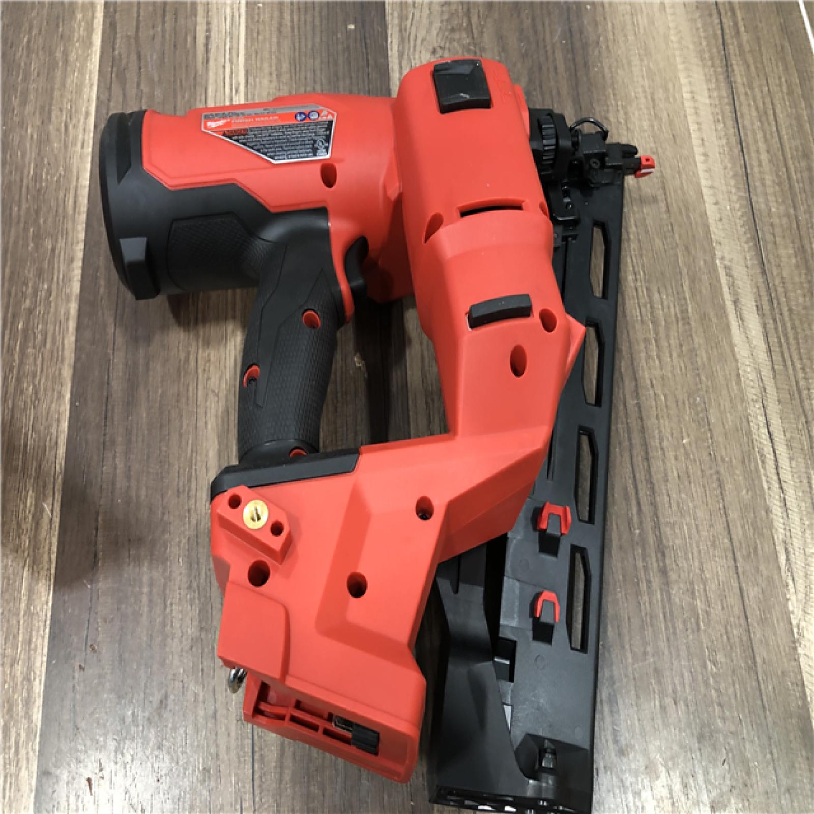 AS-IS Milwaukee FUEL 18-Volt Lithium-Ion Brushless Cordless Gen II 16-Gauge Angled Finish Nailer (Tool-Only)