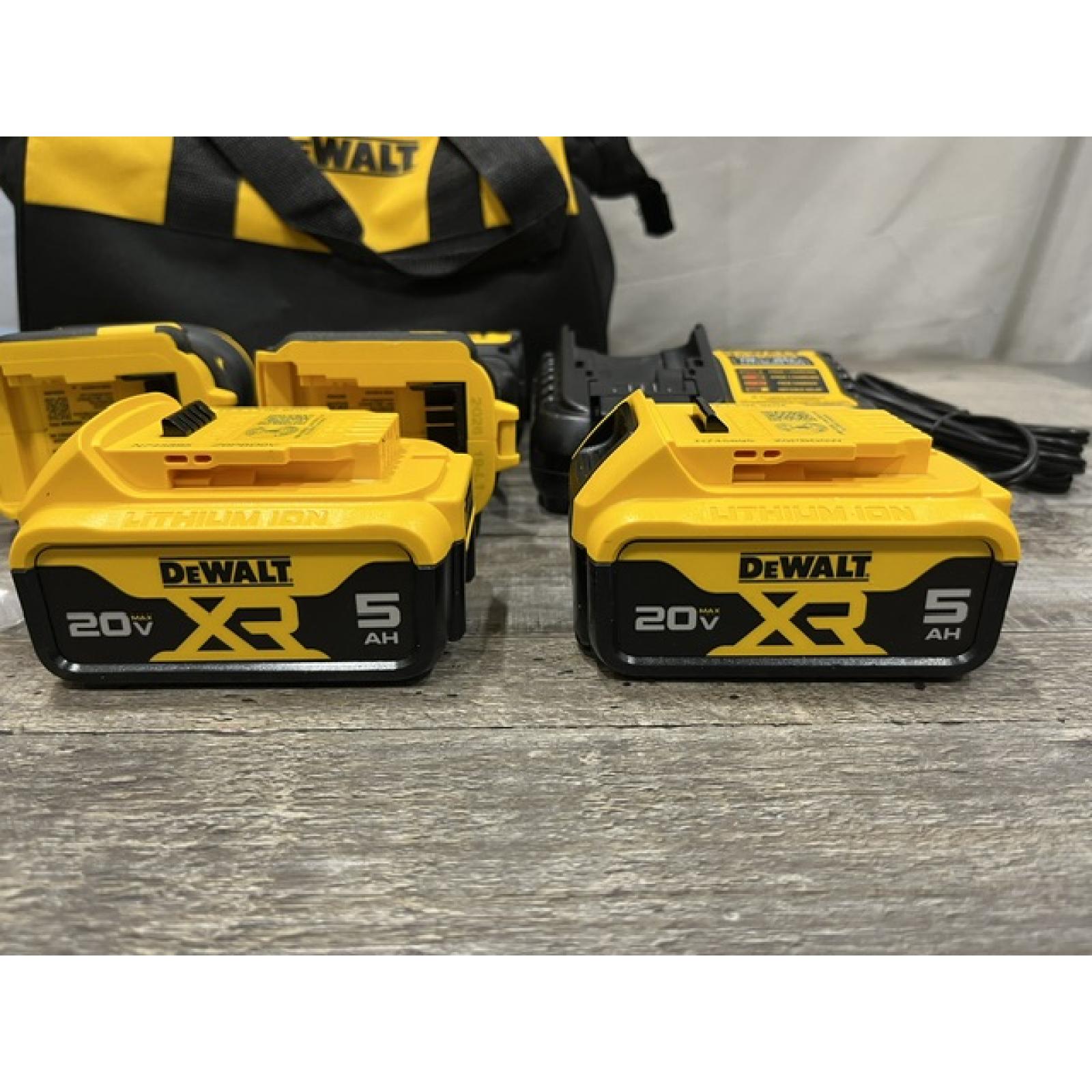 AS-IS DEWALT 20V MAX Lithium-Ion Cordless Brushless Screwgun and Impact Combo Kit