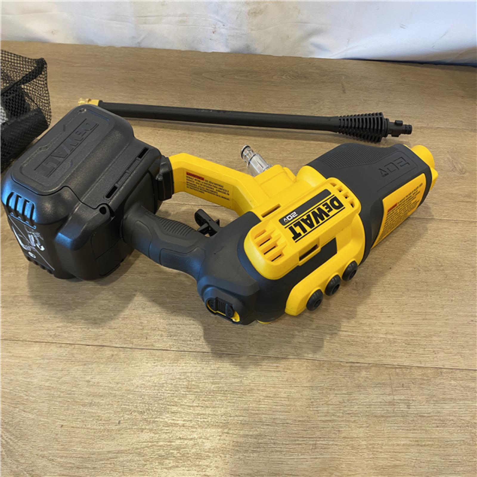 AS-IS DEWALT 20V MAX 550 PSI 1.0 GPM Cold Water Cordless Power Cleaner with 4-Nozzles (Tool Only)