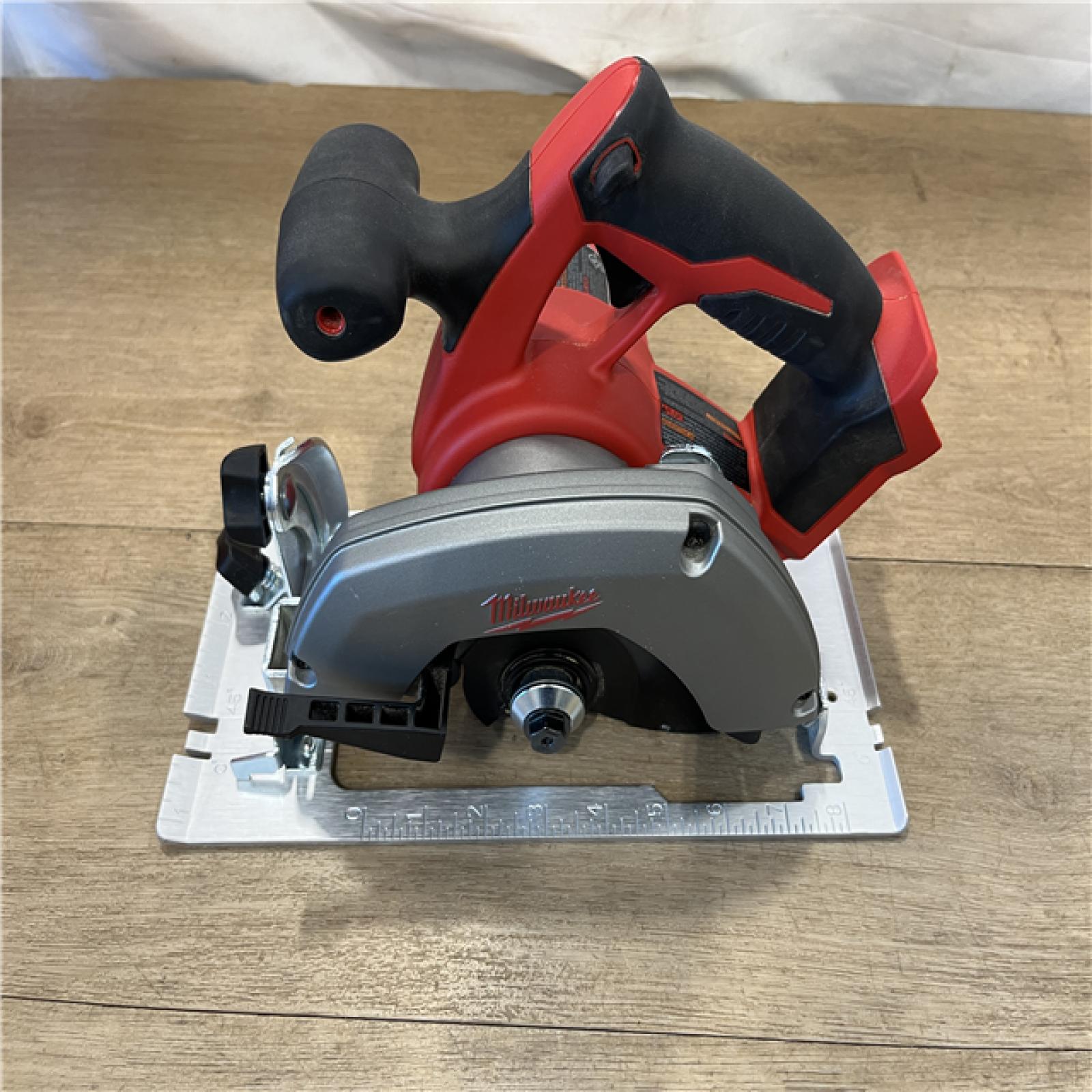 AS-IS Milwaukee 18V Lithium-Ion Cordless 6-1/2 in. Circular Saw (Tool-Only)