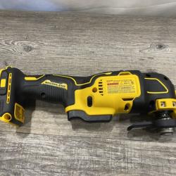 AS-IS DEWALT ATOMIC 20V MAX Cordless Brushless Oscillating Multi Tool Kit