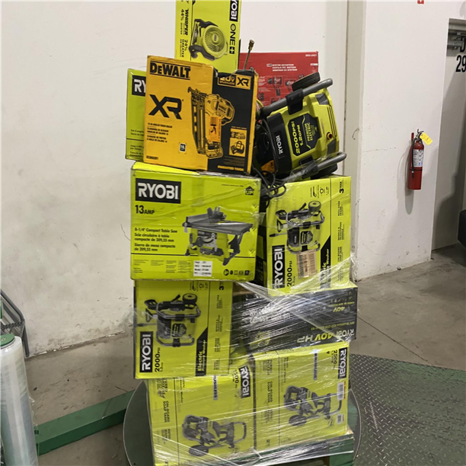 Dallas Location - As-Is Tool Pallet