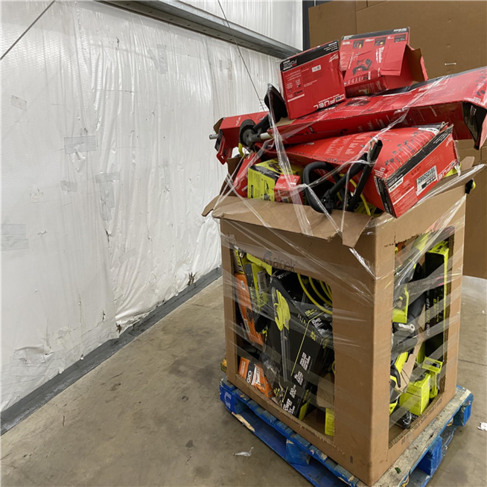 Houston Location AS IS - Tool Pallet