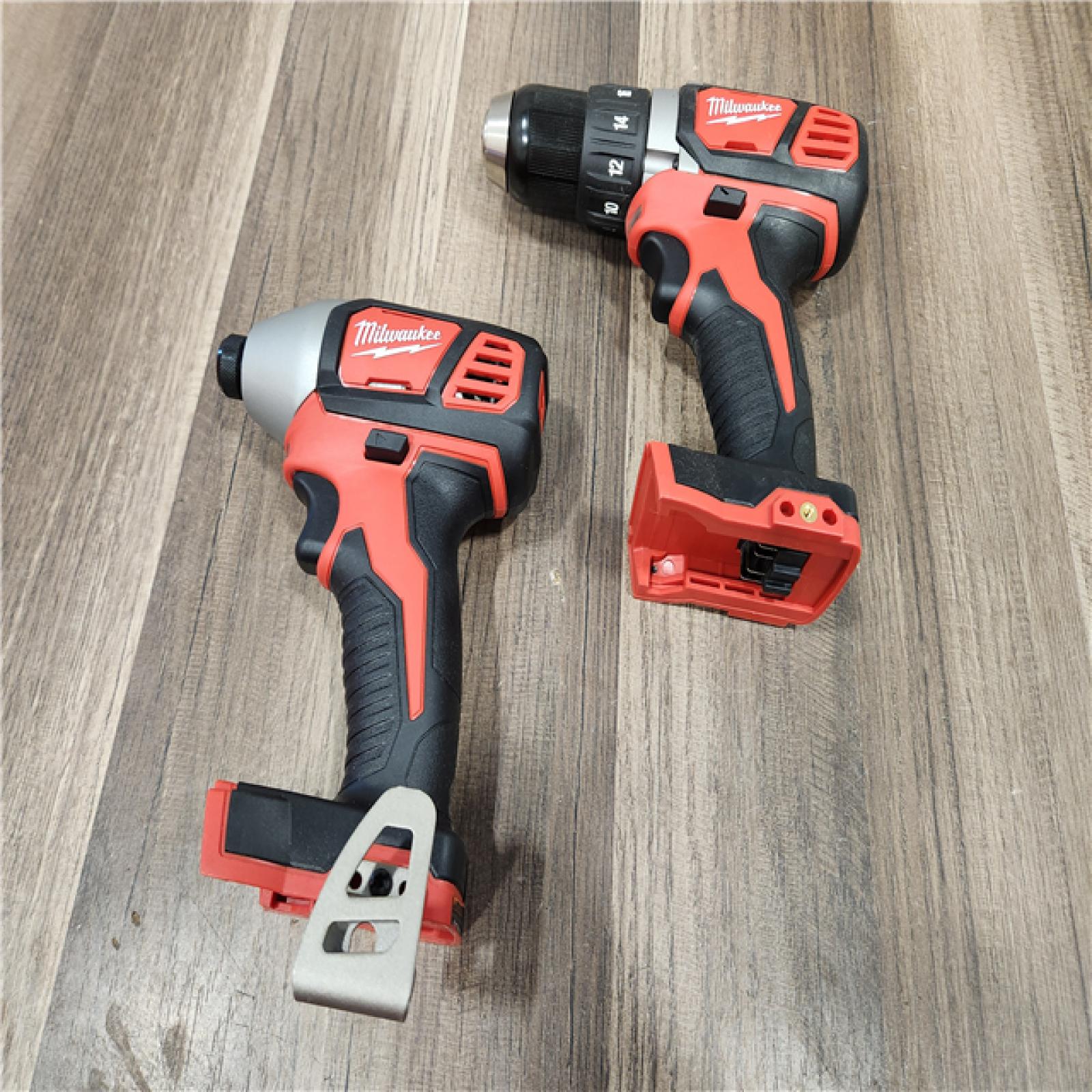 AS-IS  Milwaukee M18 18-Volt Lithium-Ion Cordless Combo Kit 7-Tool with 2-Batteries, Charger and Tool Bag