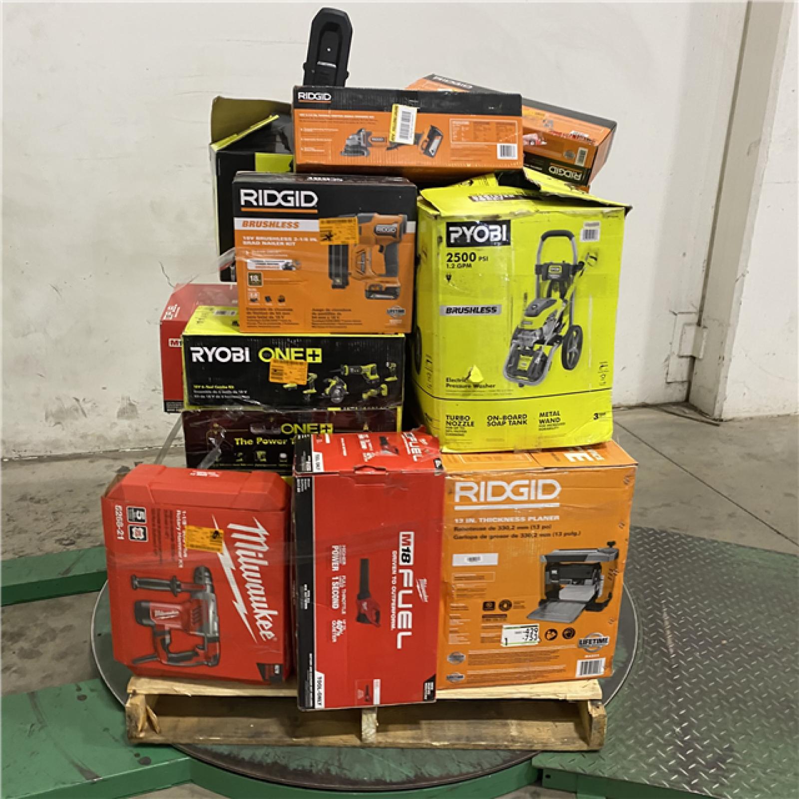 Dallas Location - As-Is Tool Pallet