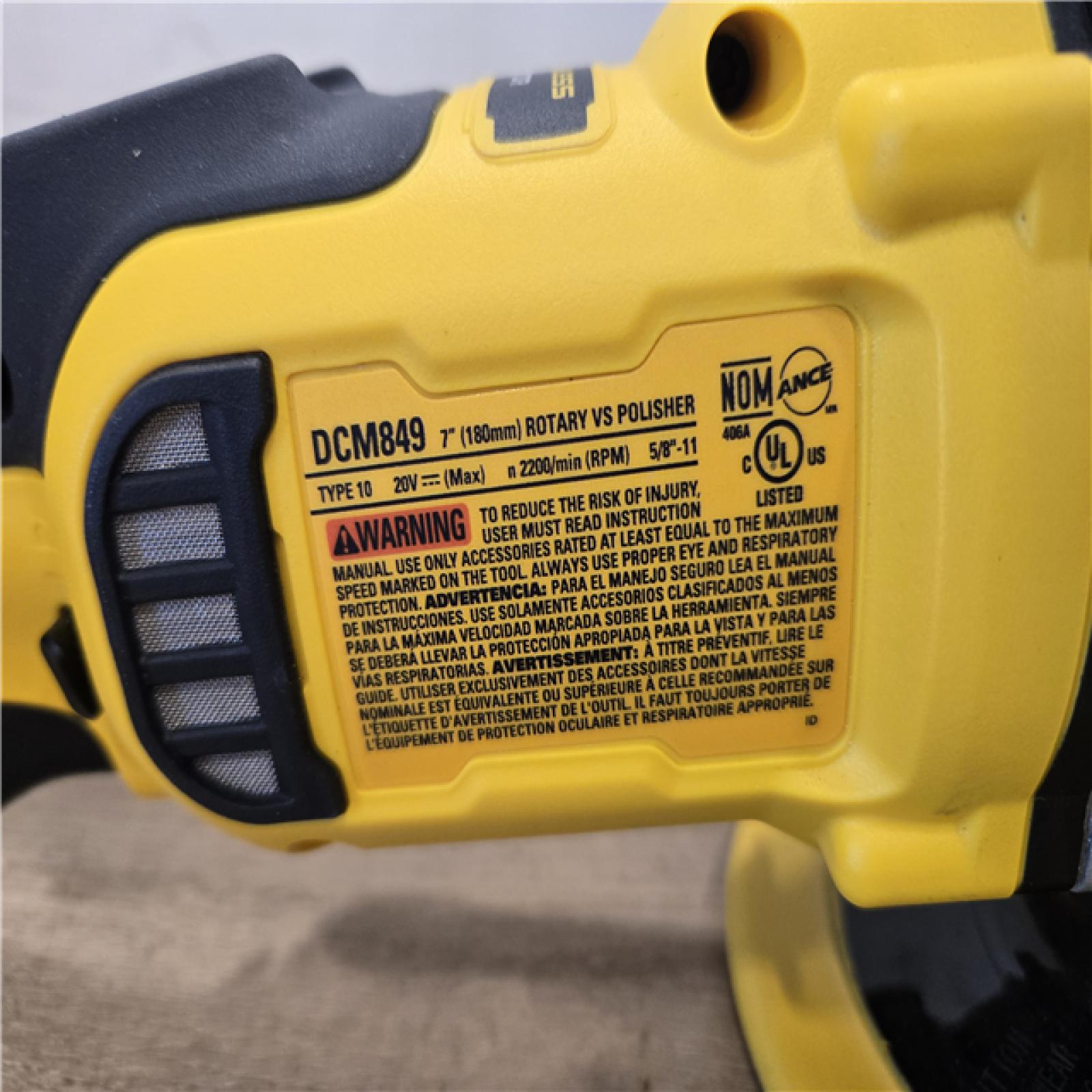 AS-IS DeWalt 20V MAX XR Cordless 7 in. Variable Speed Rotary Polisher Kit