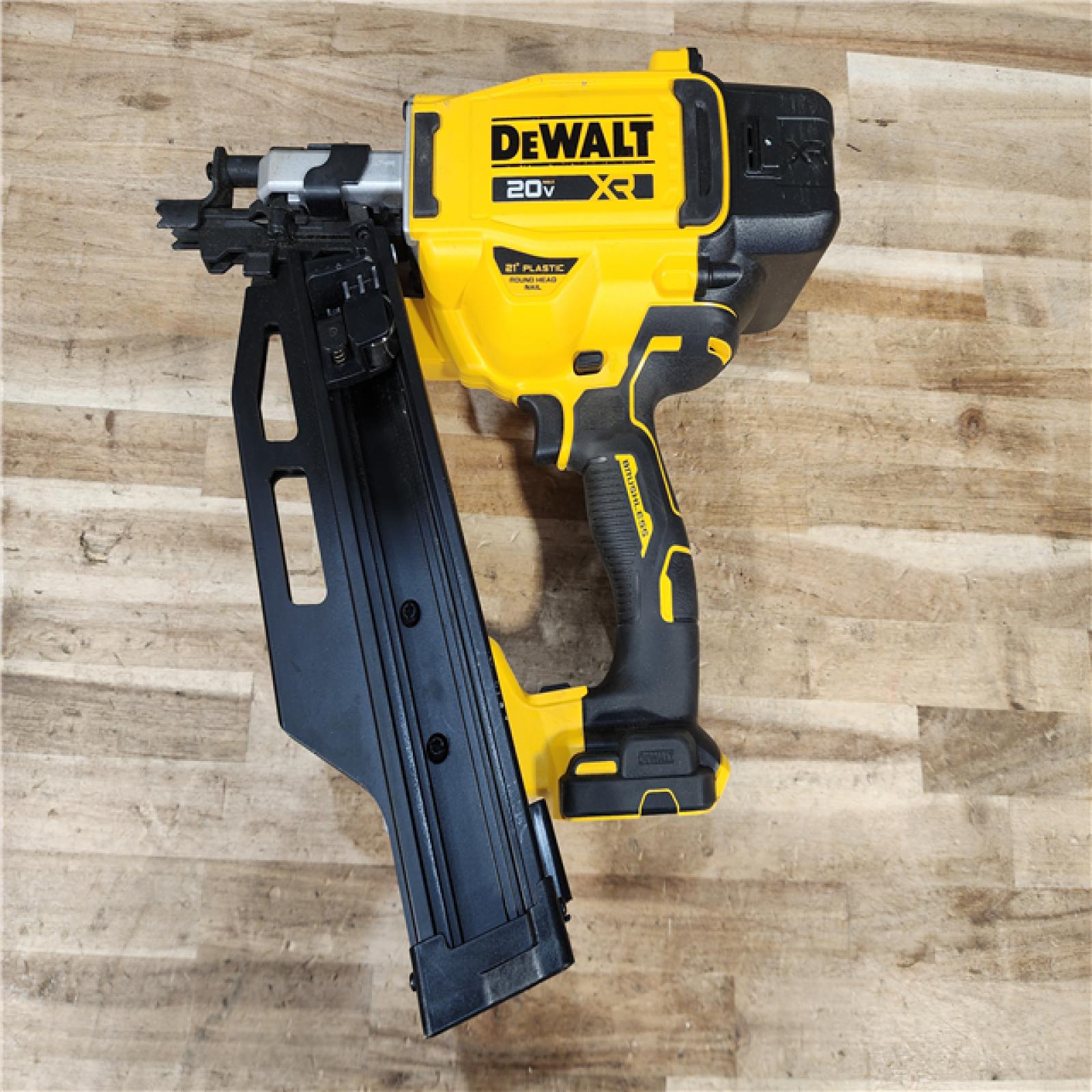 HOUSTON LOCATION - AS-IS DEWALT 20-Volt 21° Cordless Framing Nailer (Tool-Only)