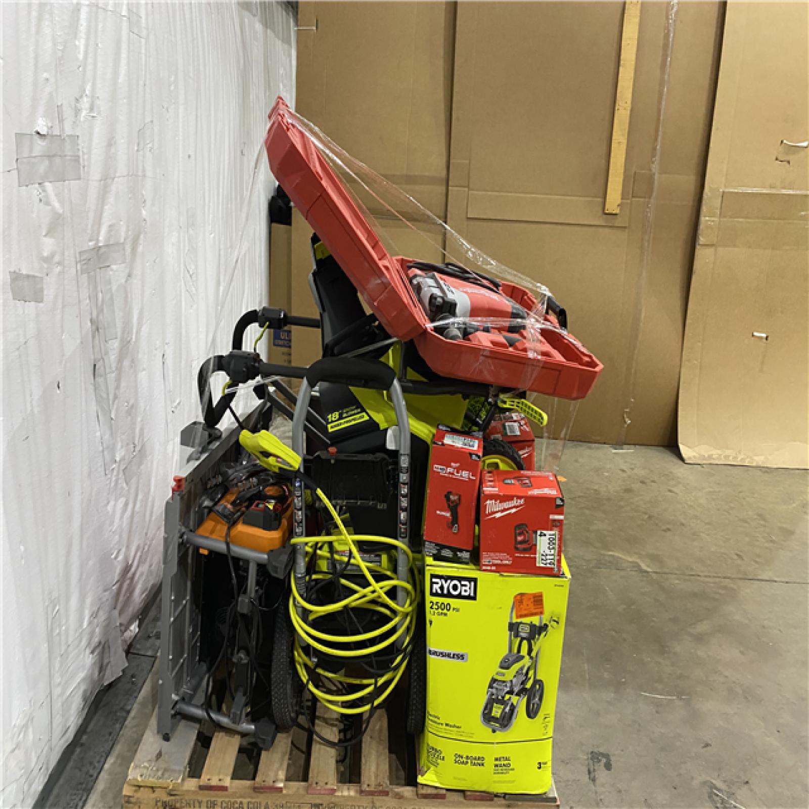 Houston Location AS IS - Tool Pallet