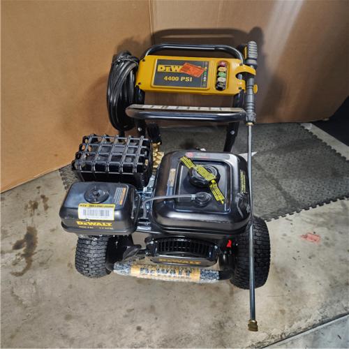 HOUSTON LOCATION - AS-IS DEWALT 4400 PSI 4.0 GPM Cold Water Gas Pressure Washer
