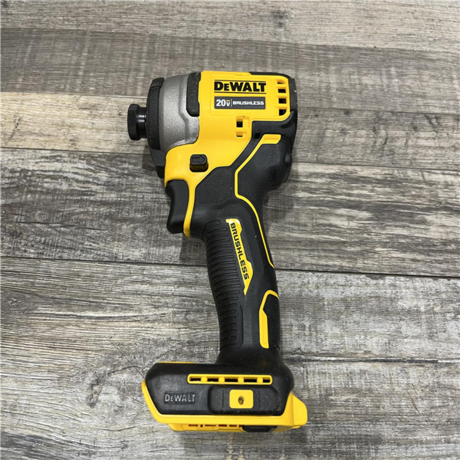 AS-IS DEWALT Atomic 20V Max Lithium-Ion Brushless Cordless Compact 1/4 in. Impact Driver Kit