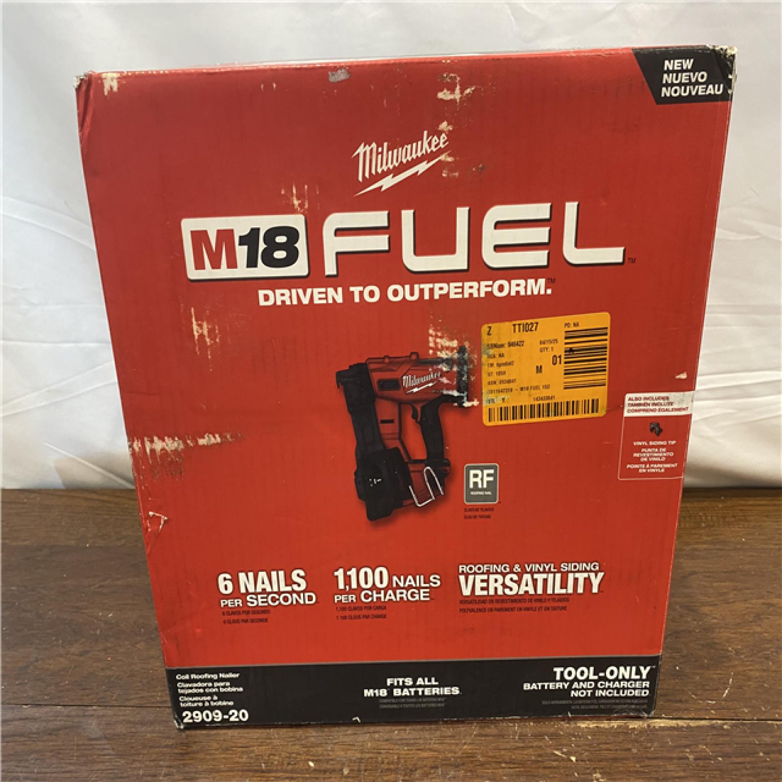 NEW Milwaukee M18 FUEL Coil Roofing Nailer