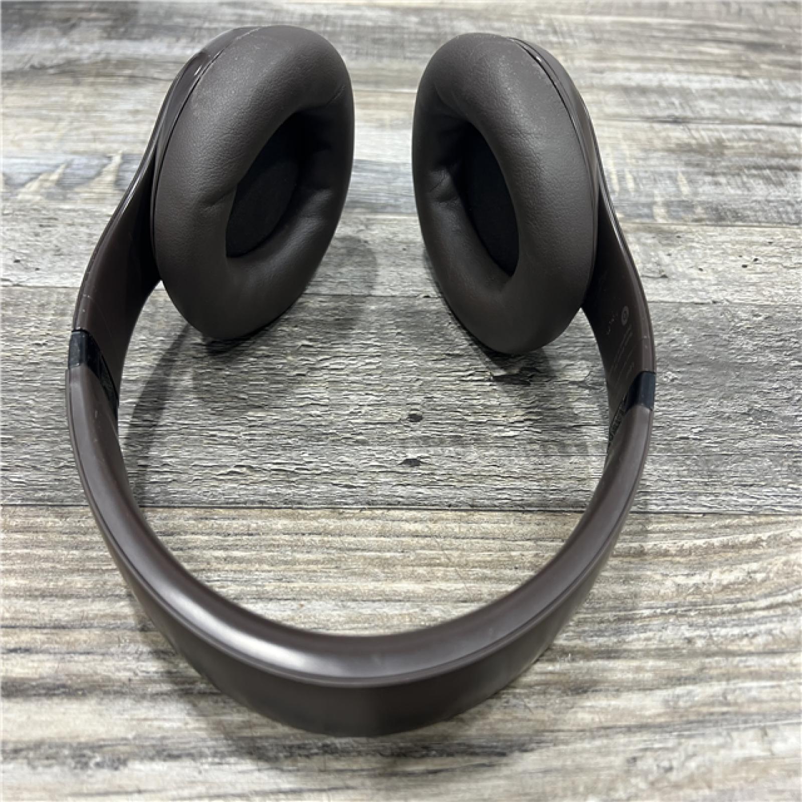 AS-IS Beats - Studio Pro - Wireless Noise Cancelling Over-the-Ear Headphones - Deep Brown