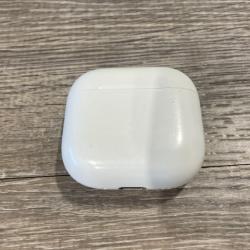 AS-IS Apple - AirPods 4 with Active Noise Cancellation - White