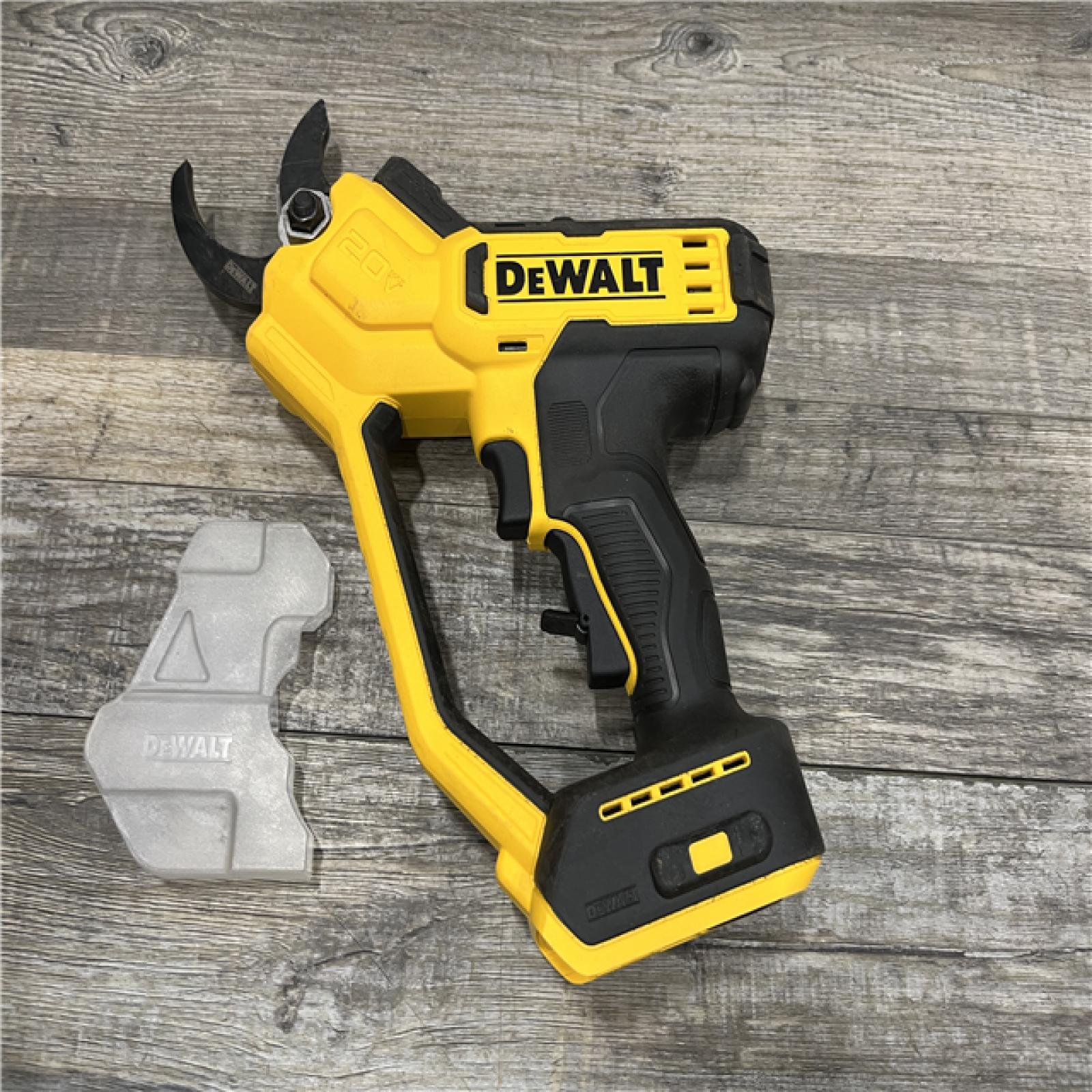 AS-IS DEWALT 20V MAX Cordless Pruner Kit