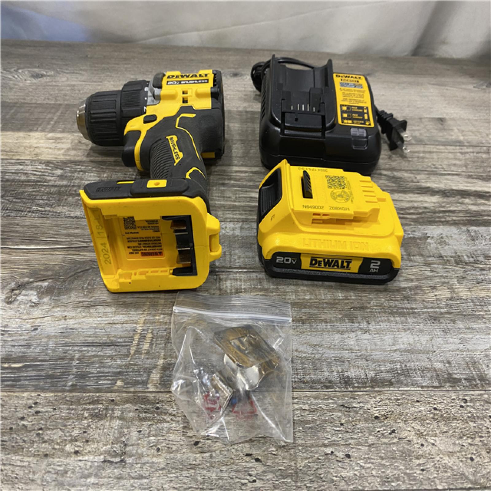 AS-IS DEWALT Atomic 20V Lithium-Ion Cordless Compact 1/2 in. Drill/Driver Kit