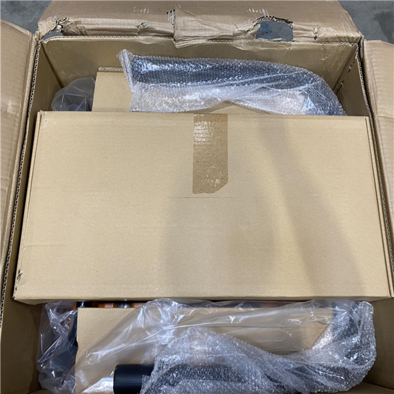 Dallas Location - As-Is  Generac 8125 / 6500-Watt Gasoline Powered Portable Generator