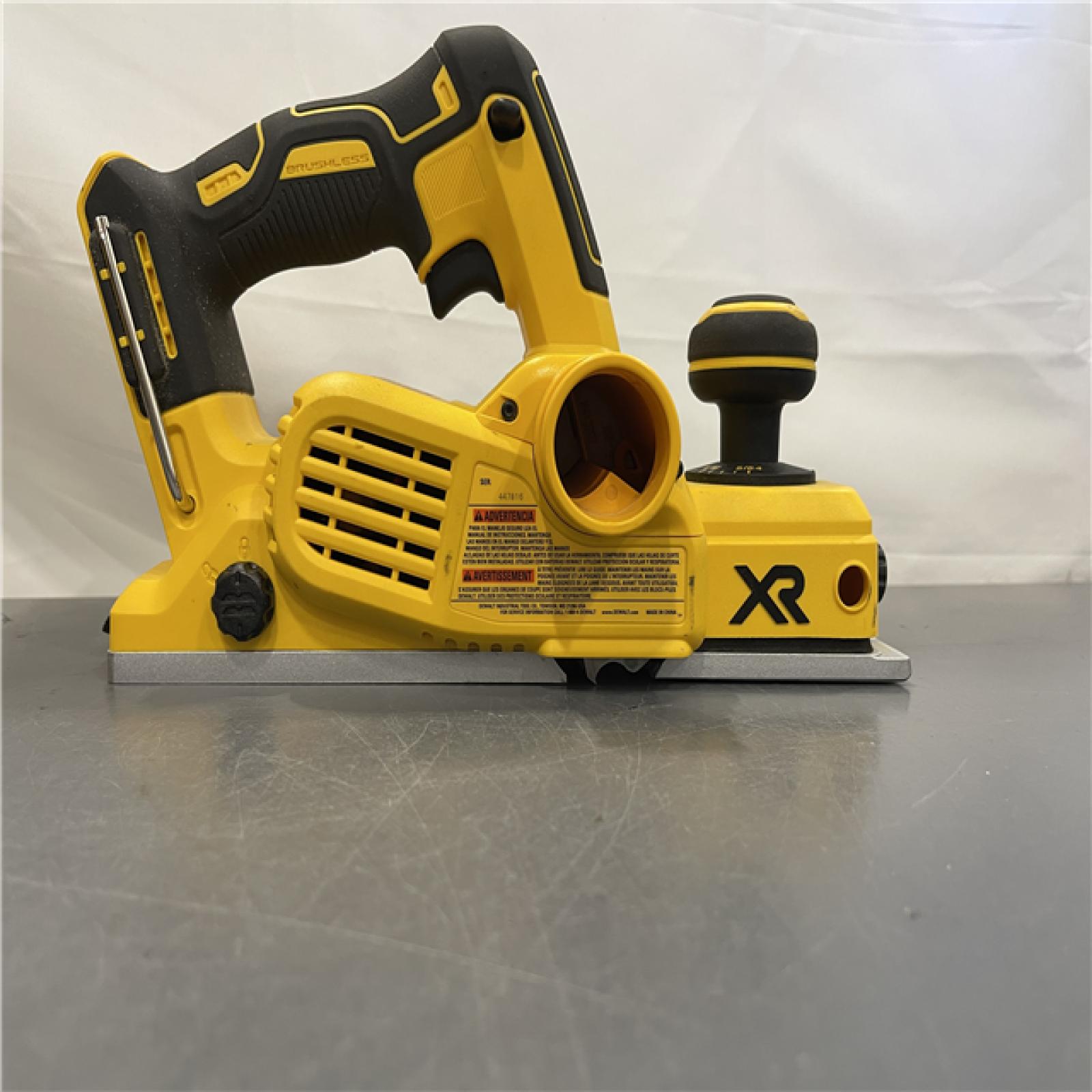 AS-IS - DEWALT 20V MAX Lithium Ion Brushless Planer