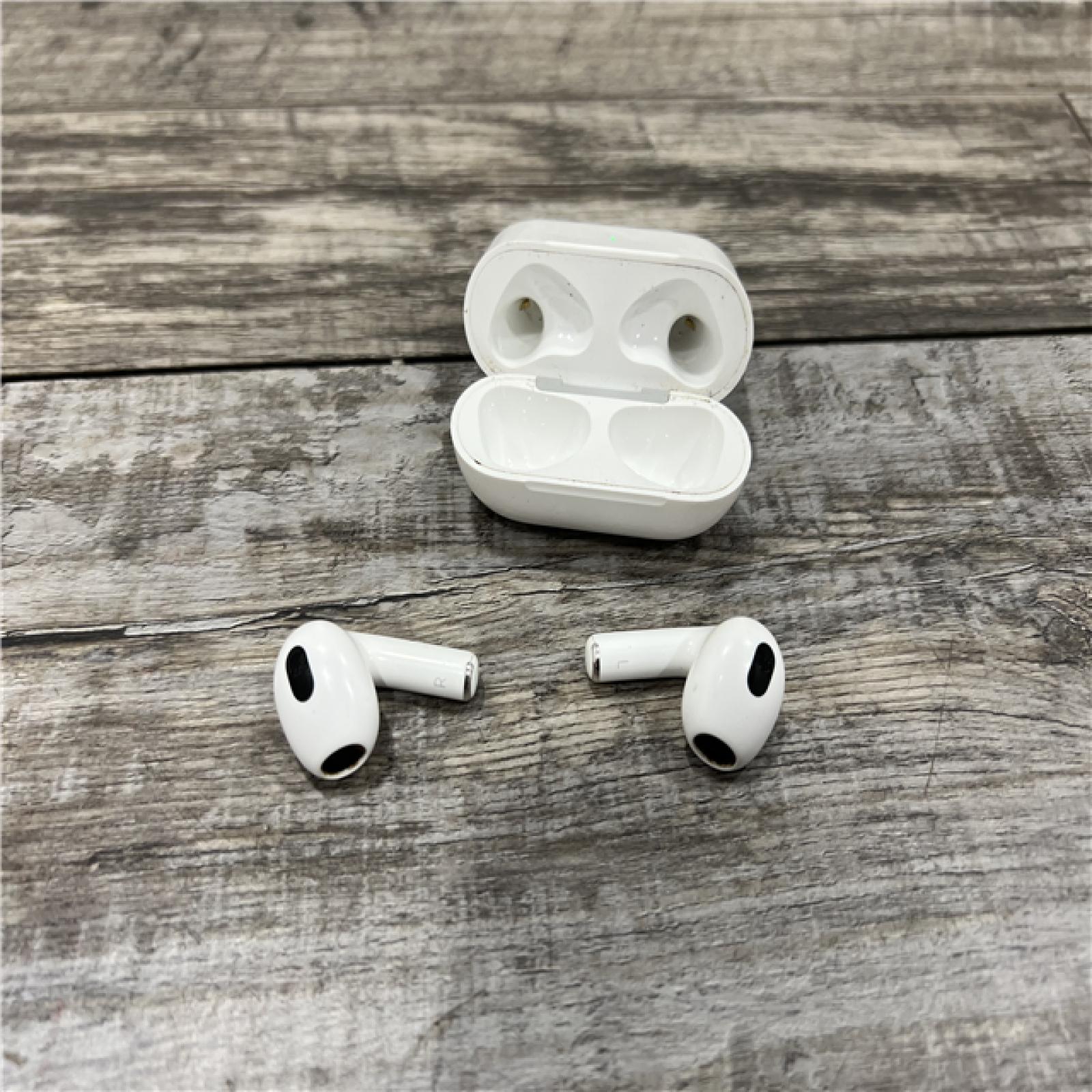 AS-IS AirPods (3rd Generation) with Lightning Charging Case