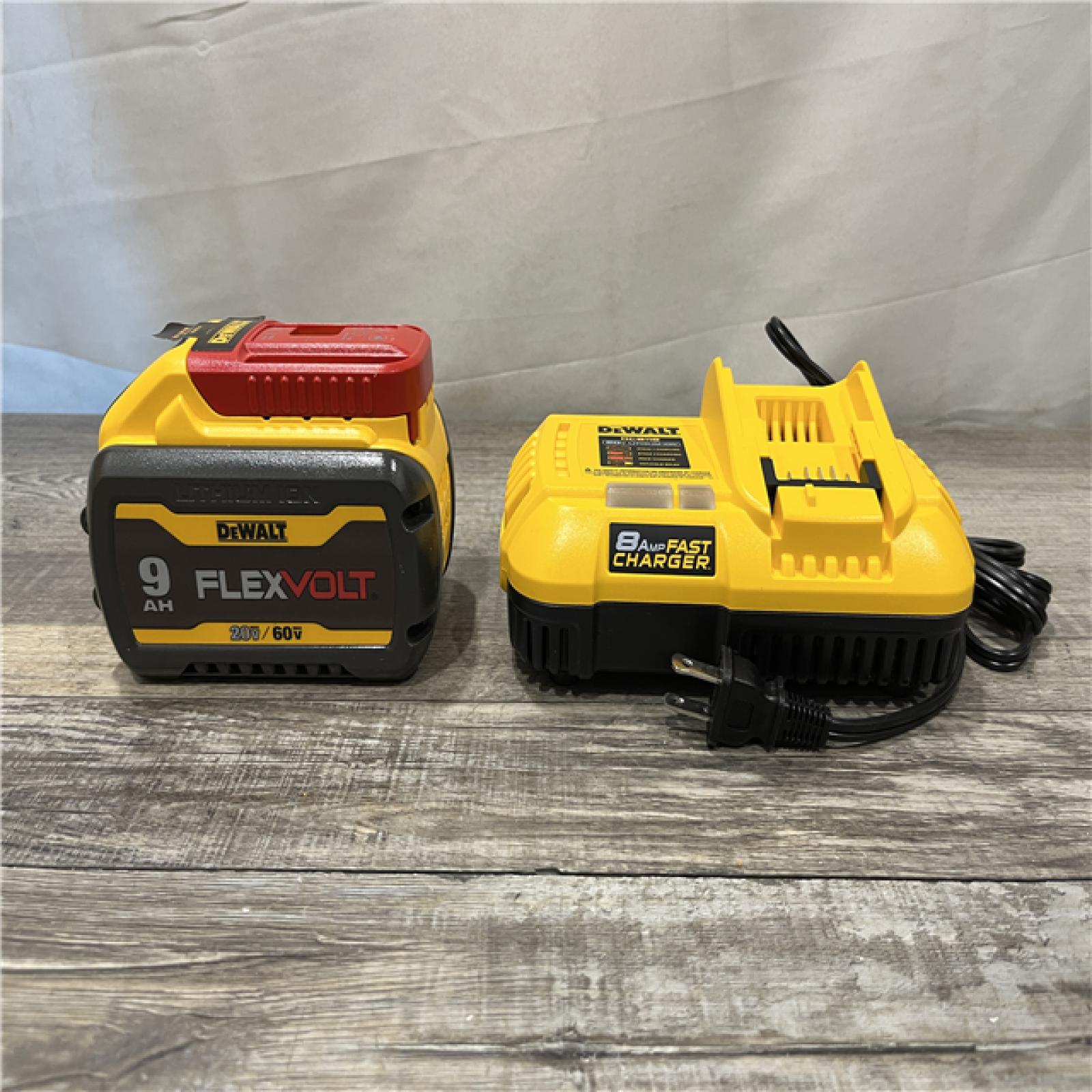 AS-IS DEWALT 20V/60V MAX FLEXVOLT Lithium-Ion 9.0Ah Battery and Charger Starter Kit